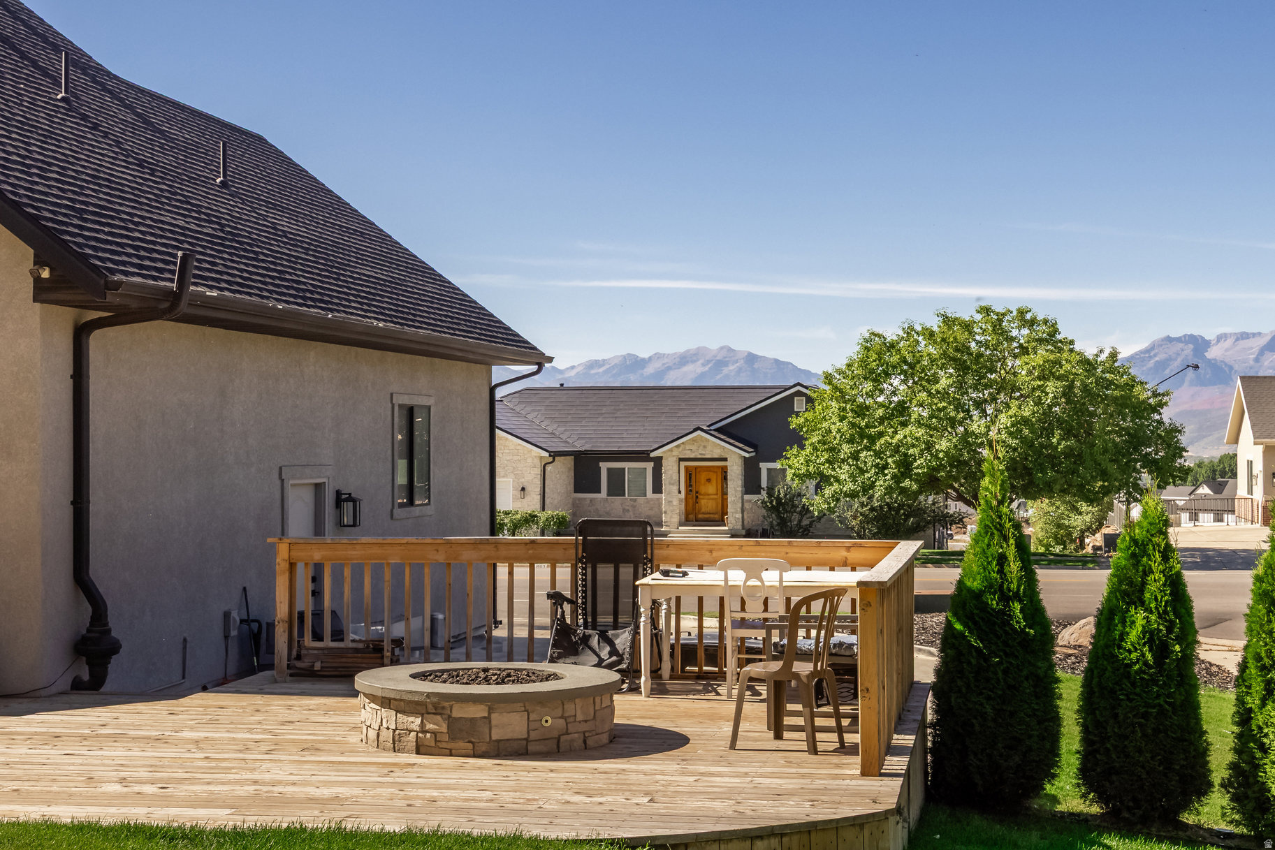 COVE AT VALLEY HILLS - Residential