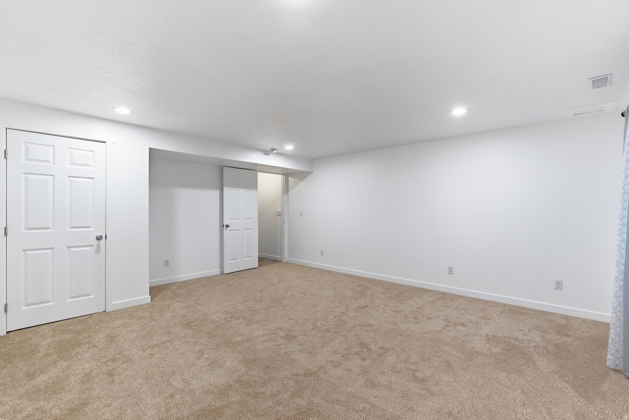 GATEWAY TO LITTLE VALLEY - Residential