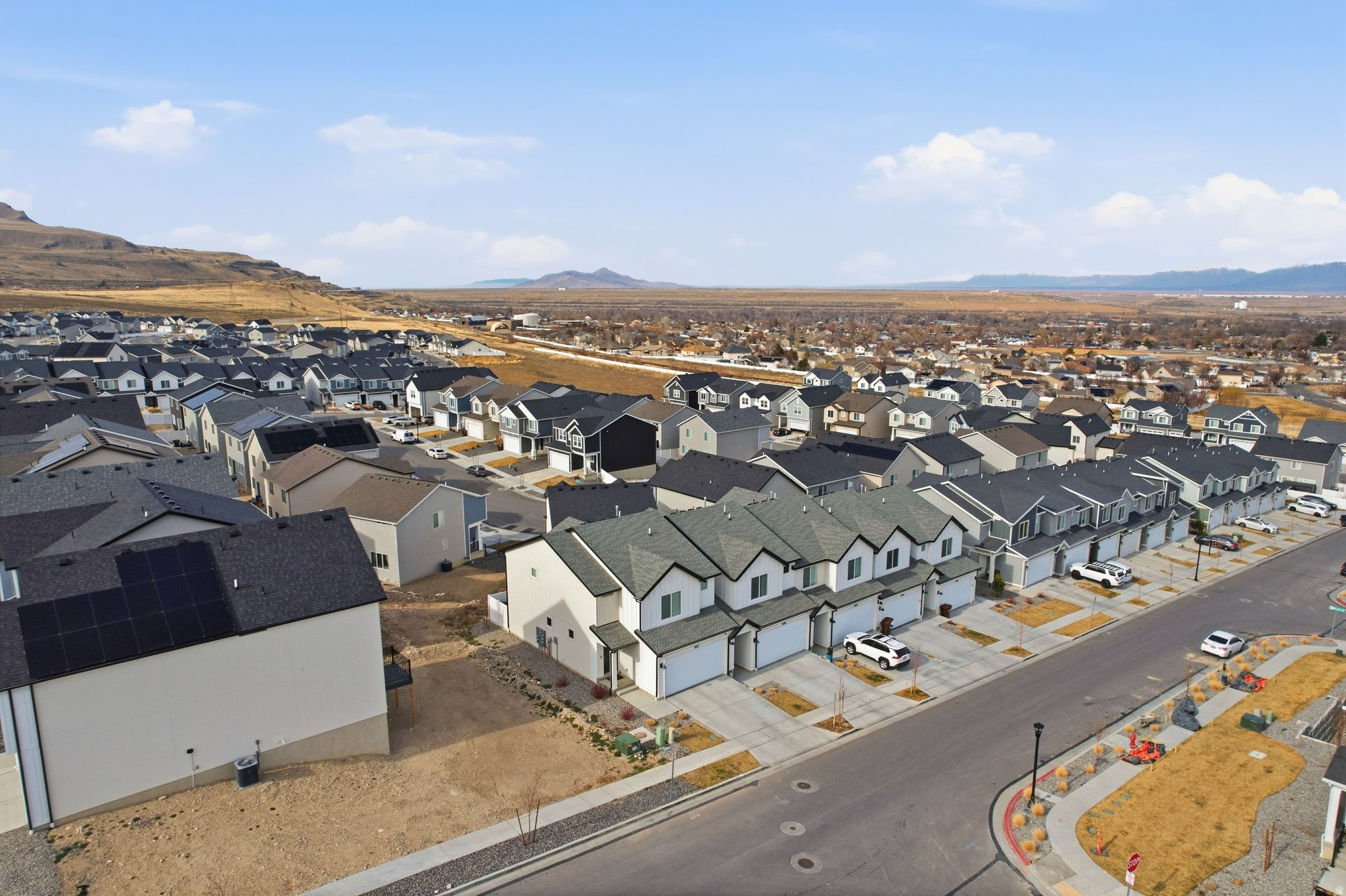 GATEWAY TO LITTLE VALLEY - Residential