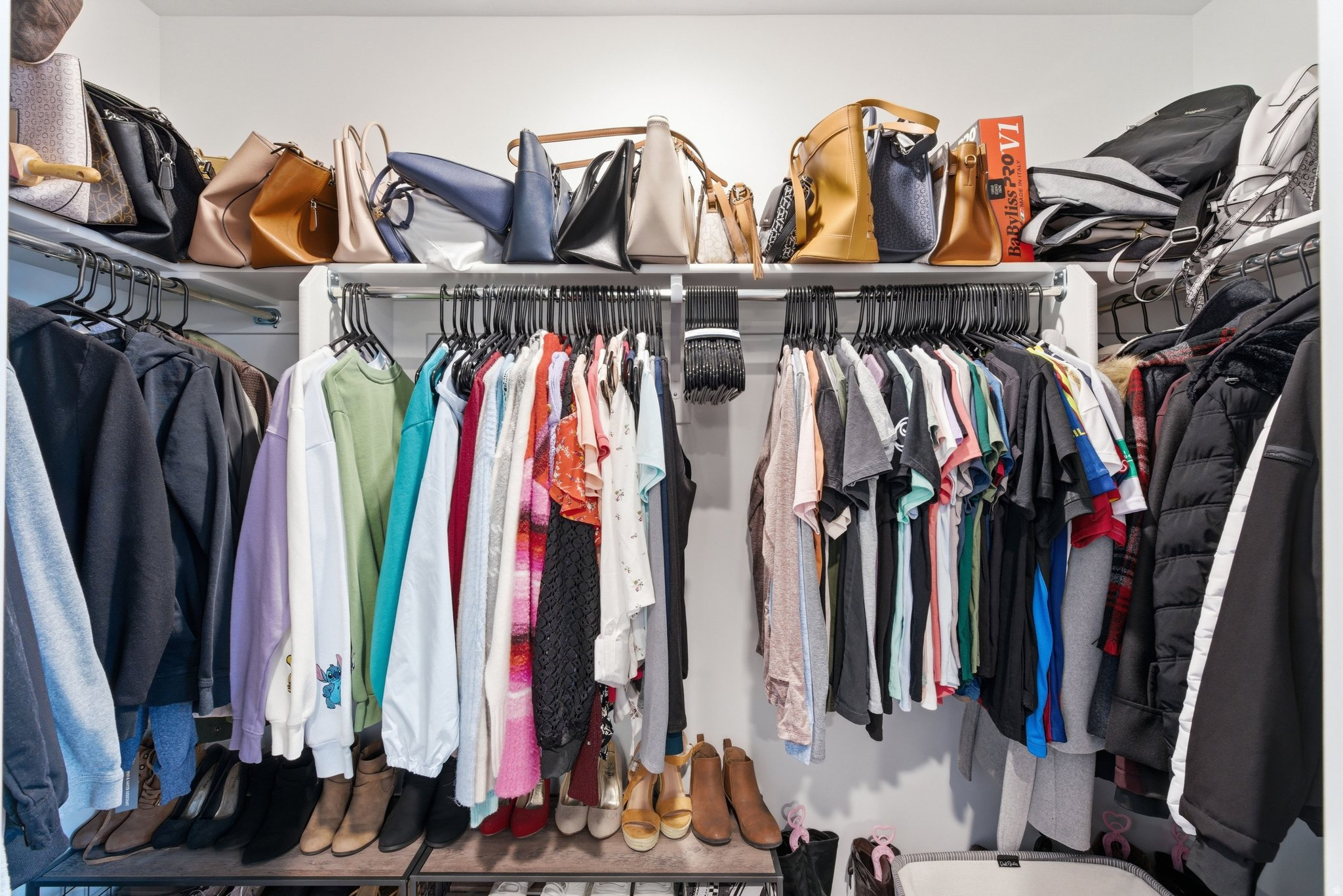 GATEWAY TO LITTLE VALLEY - Residential