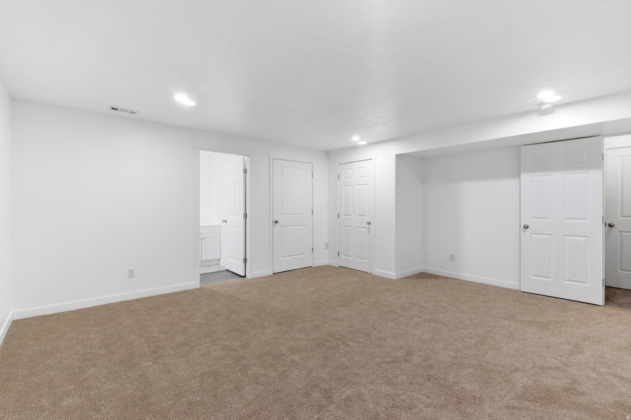 GATEWAY TO LITTLE VALLEY - Residential