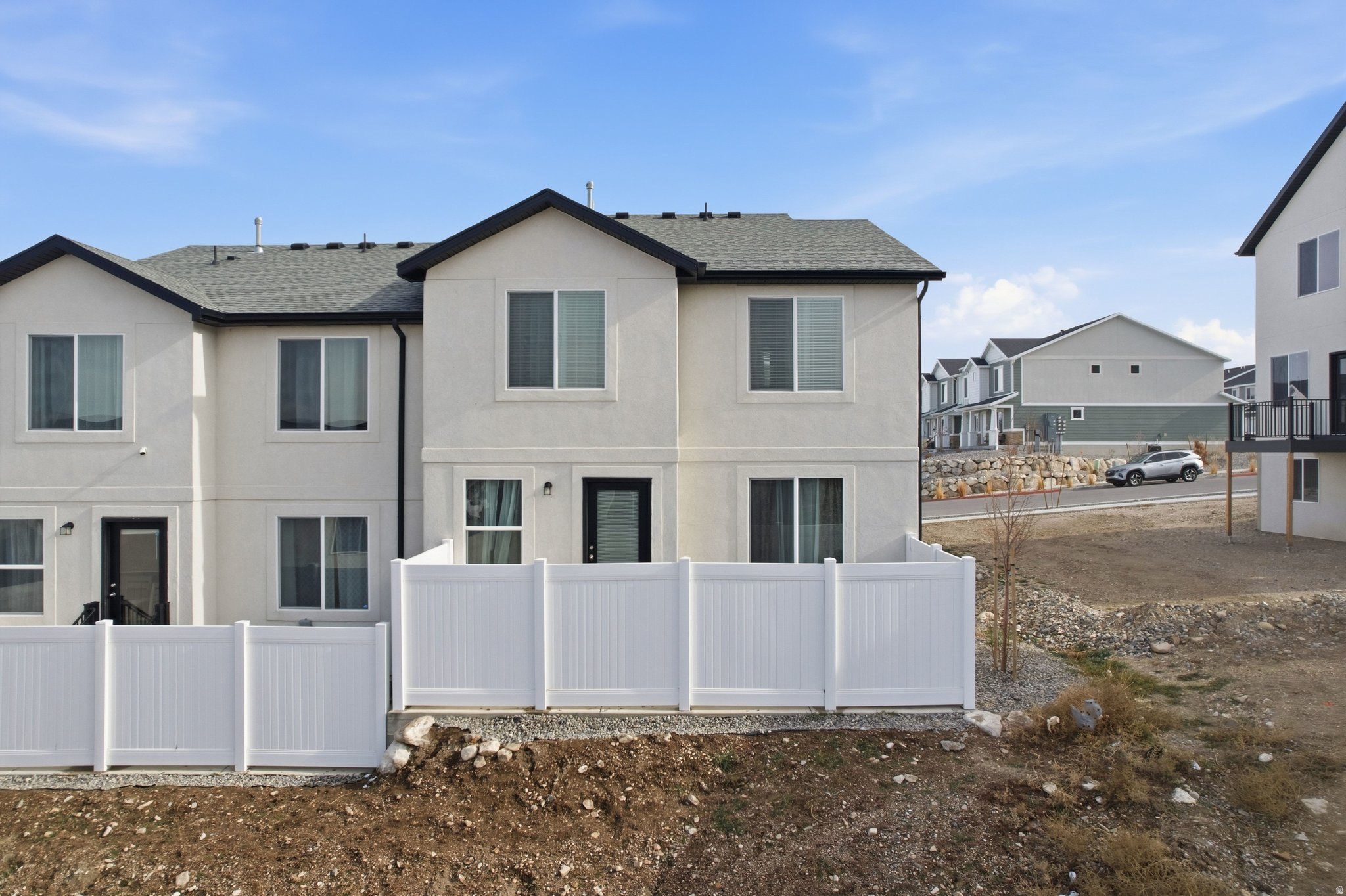 GATEWAY TO LITTLE VALLEY - Residential