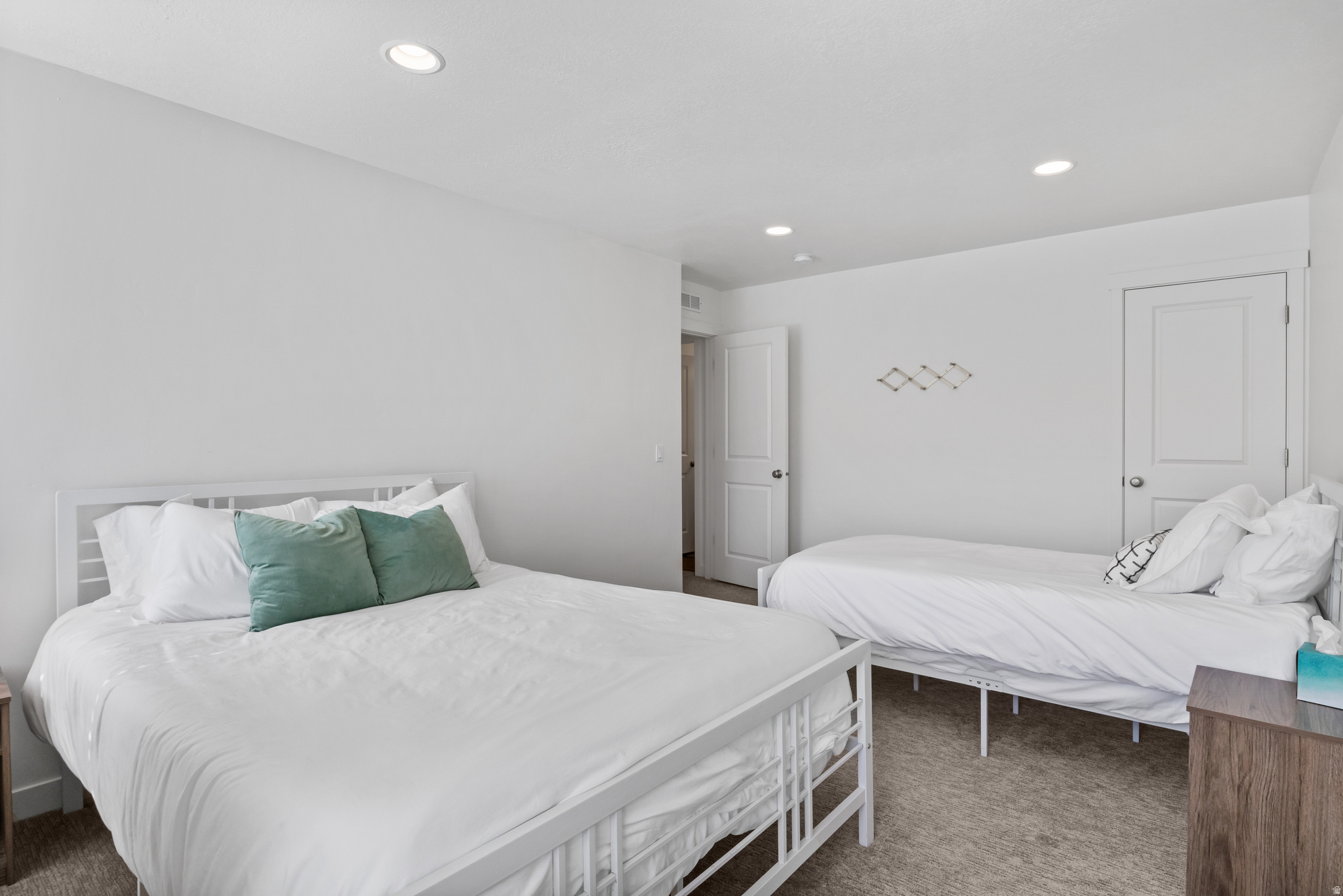 PARADISE PARKWAY - Residential