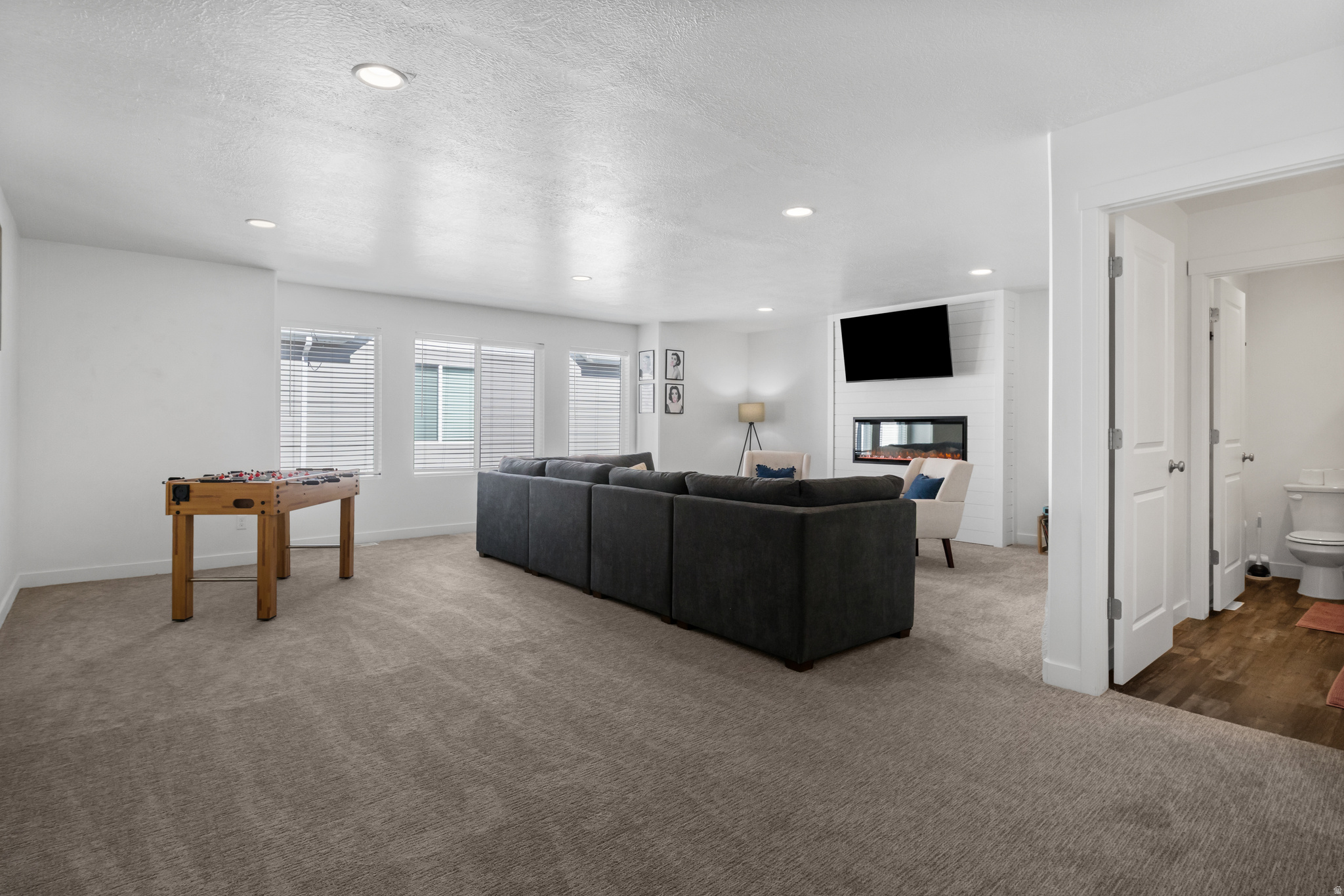 PARADISE PARKWAY - Residential