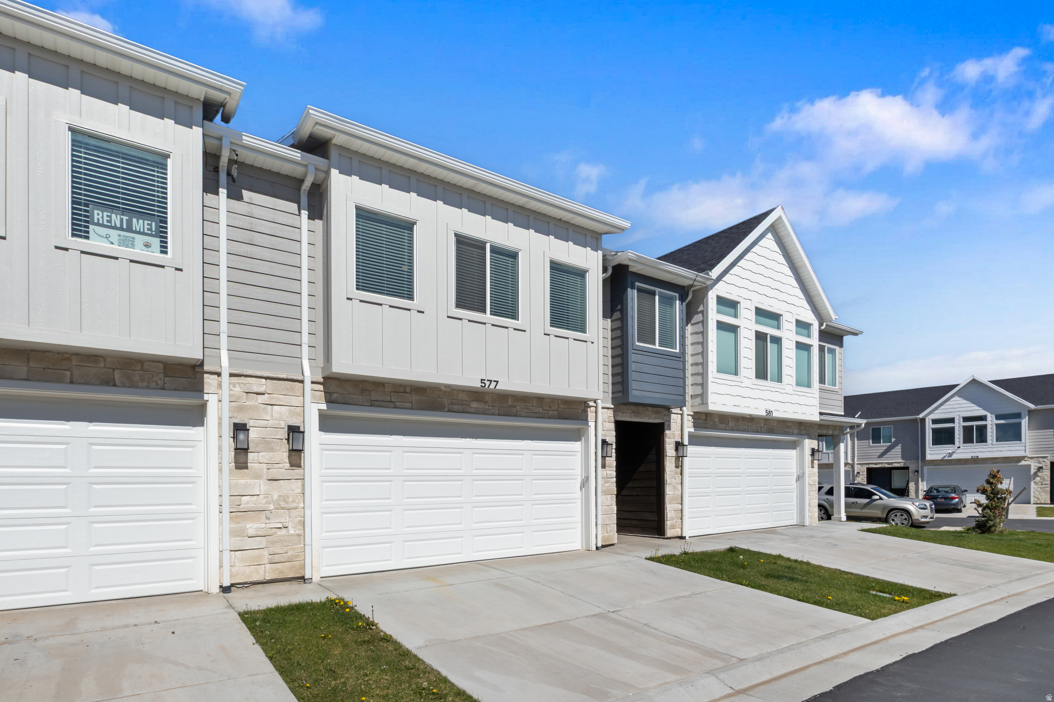 PARADISE PARKWAY - Residential