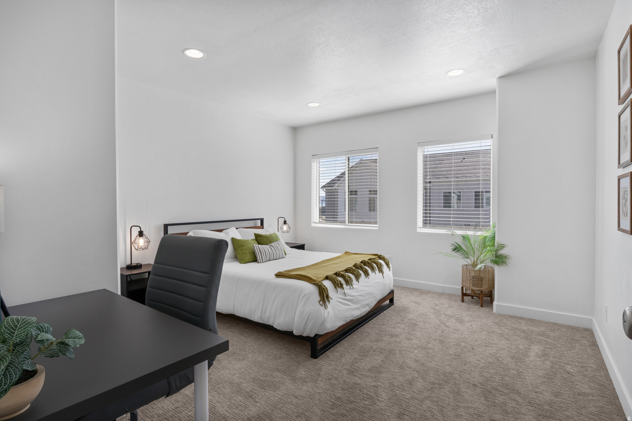 PARADISE PARKWAY - Residential