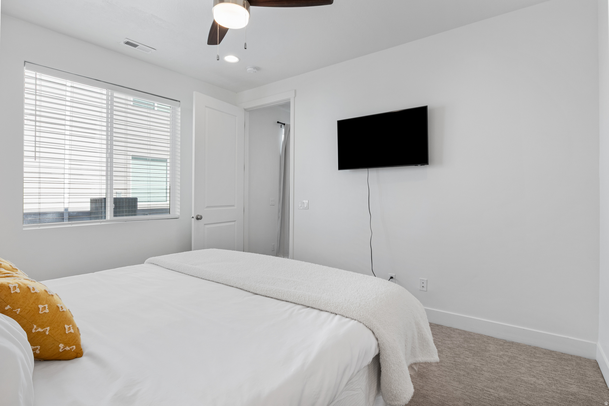 PARADISE PARKWAY - Residential