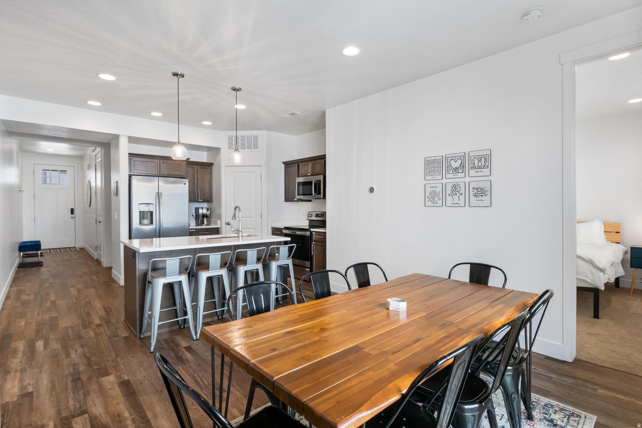 PARADISE PARKWAY - Residential
