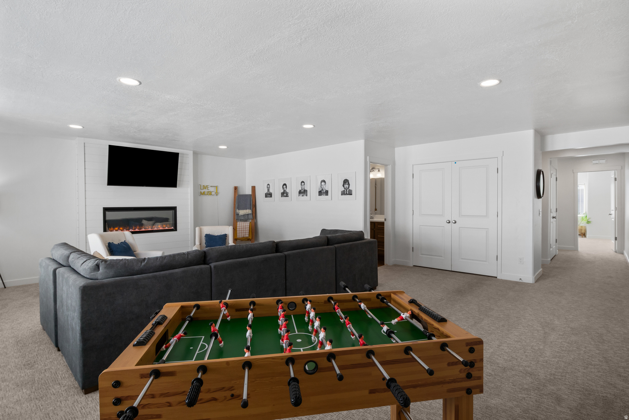 PARADISE PARKWAY - Residential