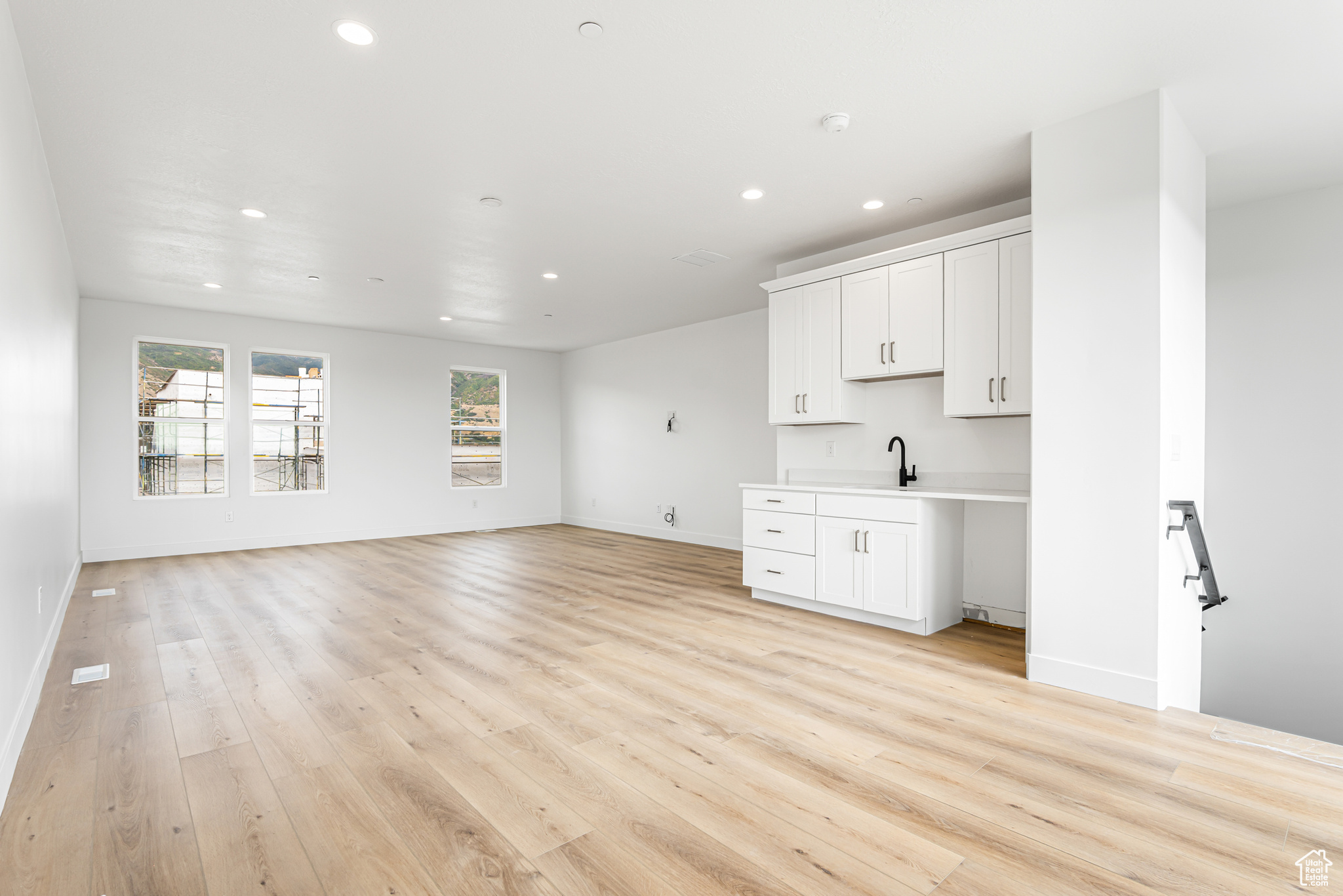 DOWNTOWN DAYBREAK - Residential