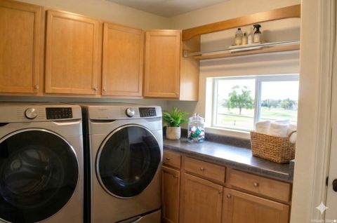 Tiny photo for 469 E VINE ST S, Murray, UT 84107 (MLS # 2156439)