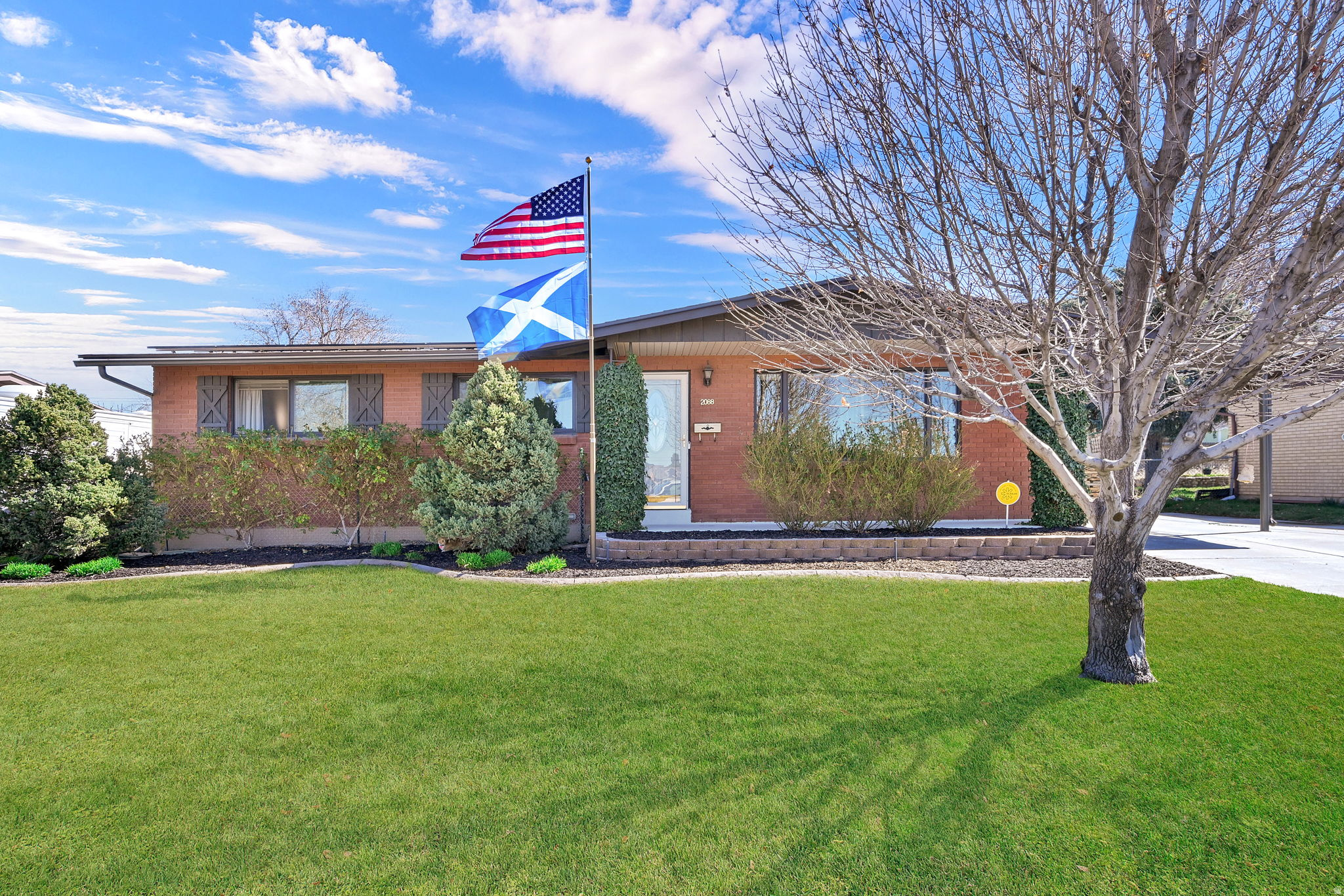 TERRY DALE - Residential