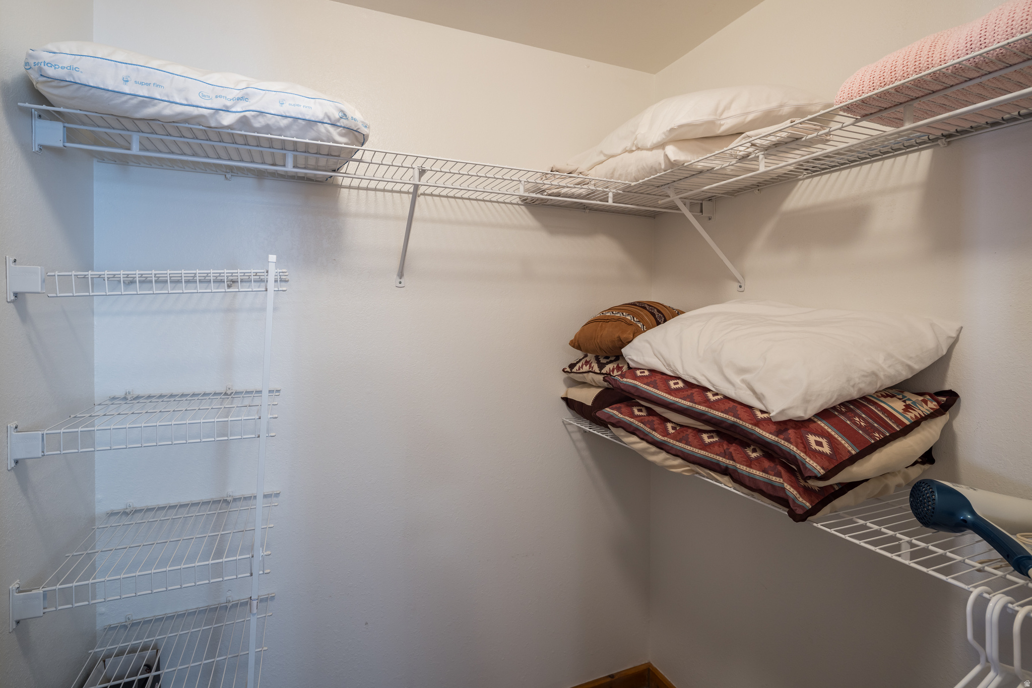 CASTILLO DE LAS ROCAS - Residential