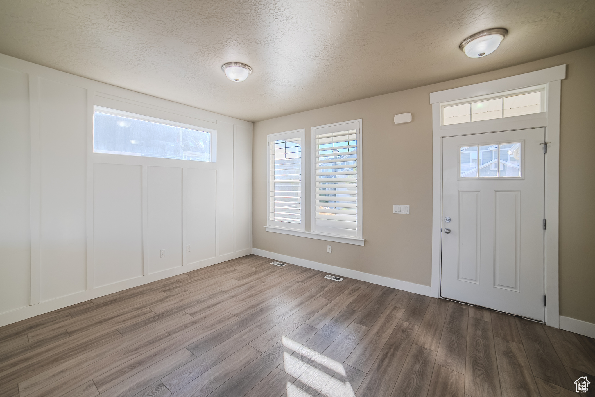 HIGH POINTE - Residential