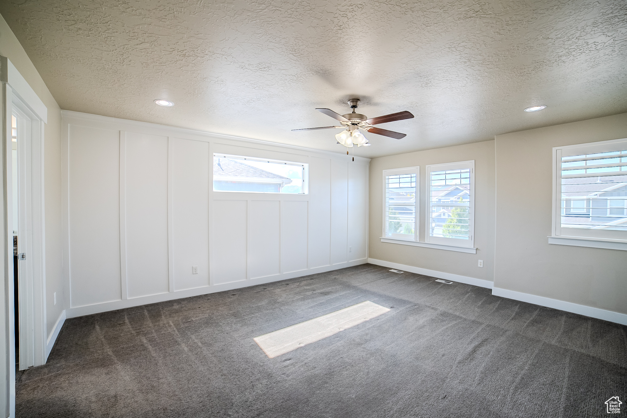 HIGH POINTE - Residential