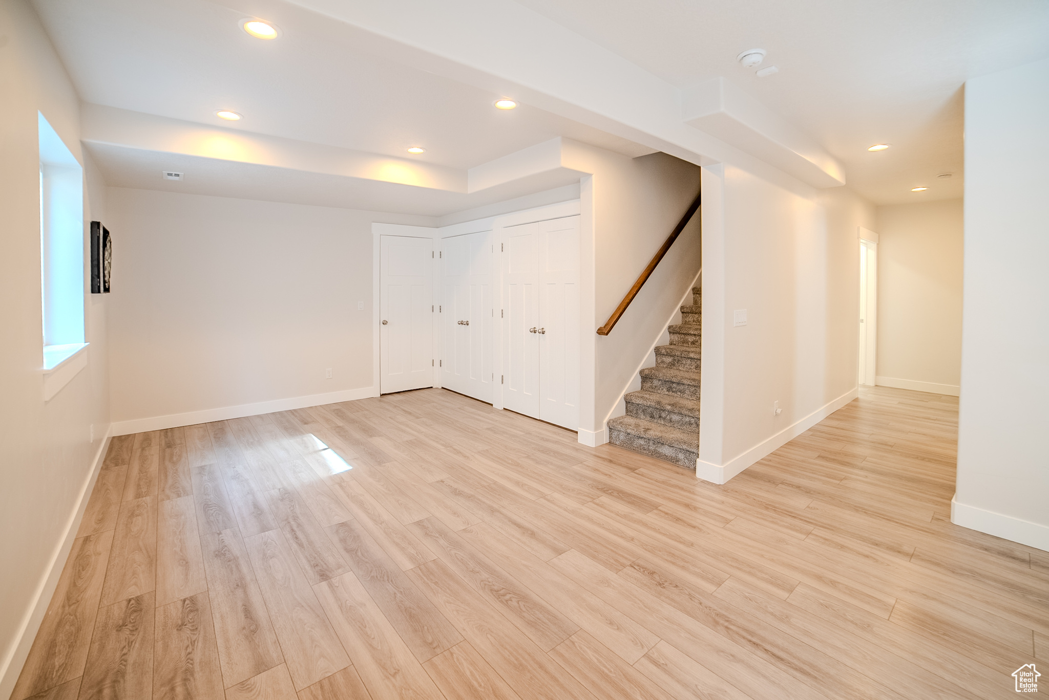 HIGH POINTE - Residential