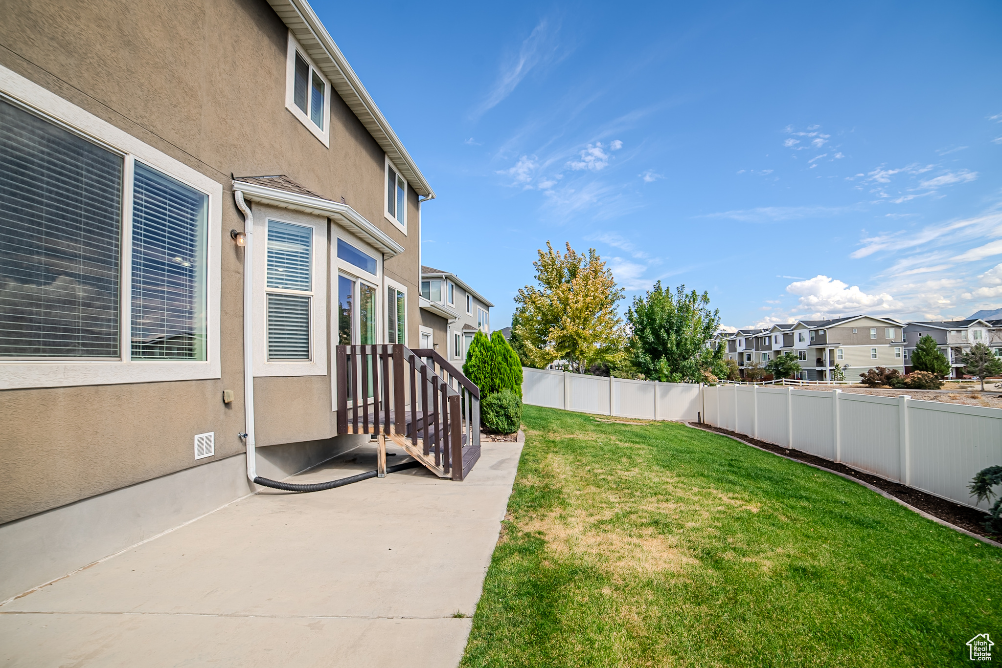 HIGH POINTE - Residential