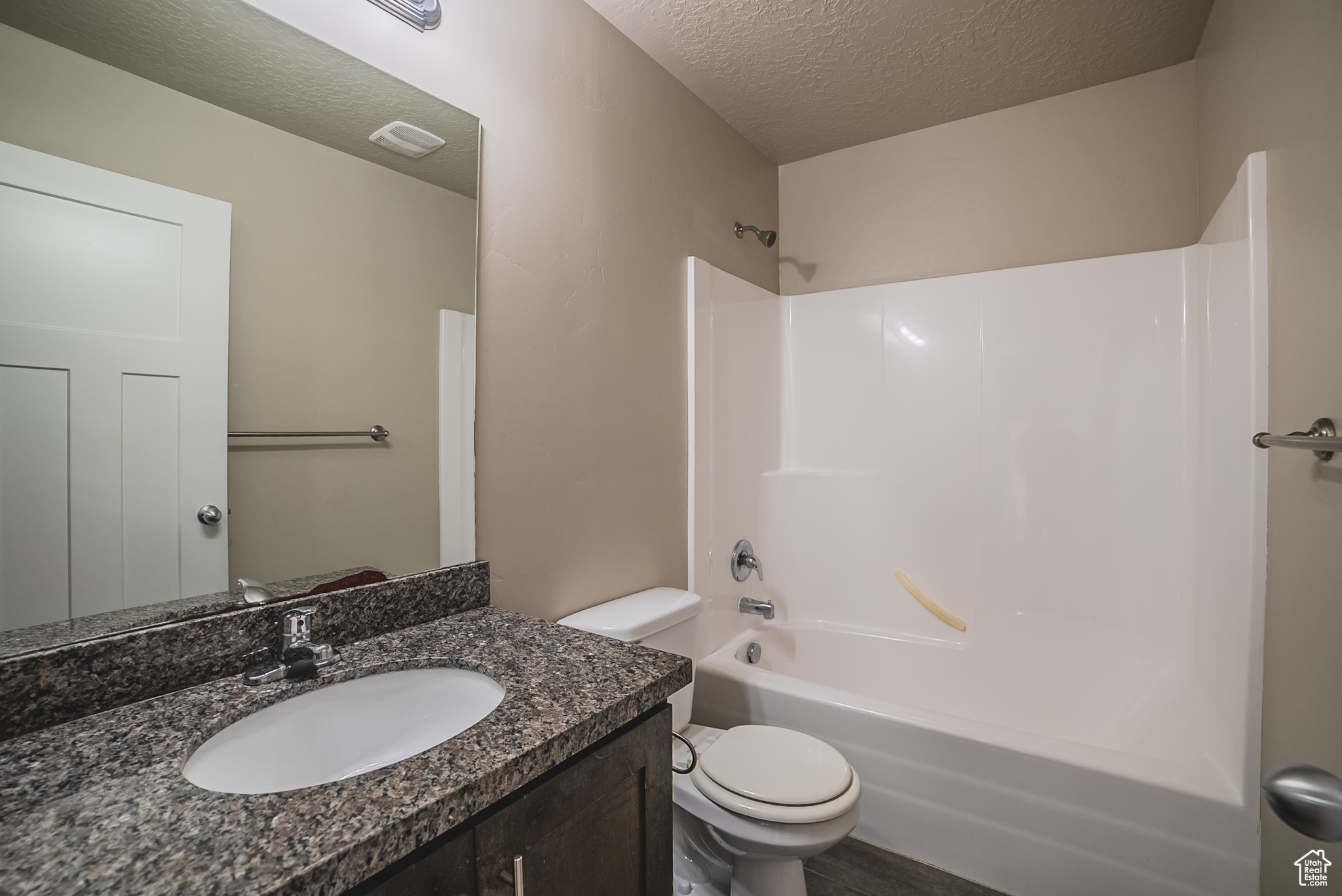 HIGH POINTE - Residential