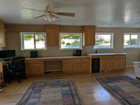 Tiny photo for 1411 E MILLBROOK WAY, Bountiful, UT 84010 (MLS # 2157397)