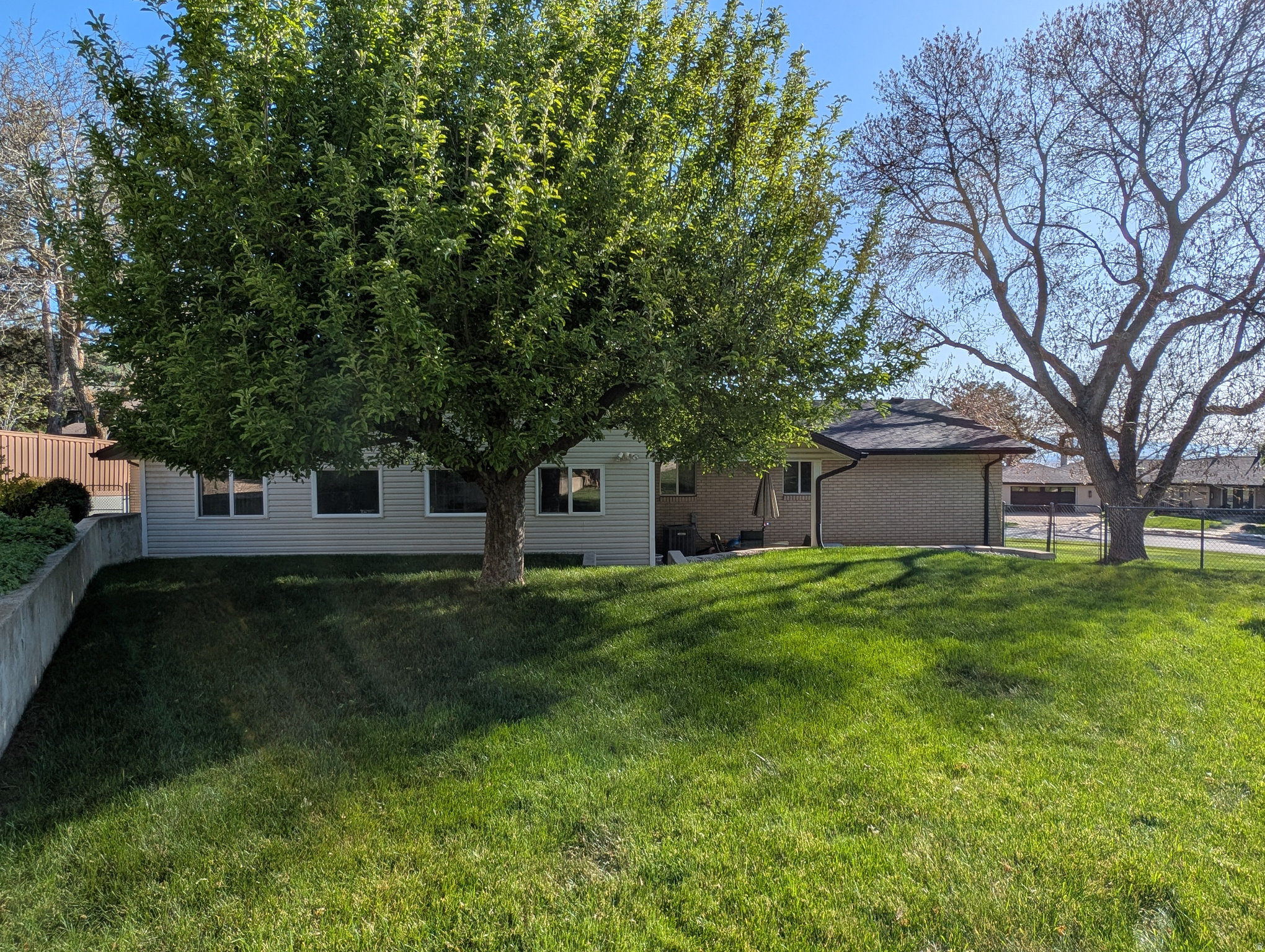 CANYON CREST - Residential