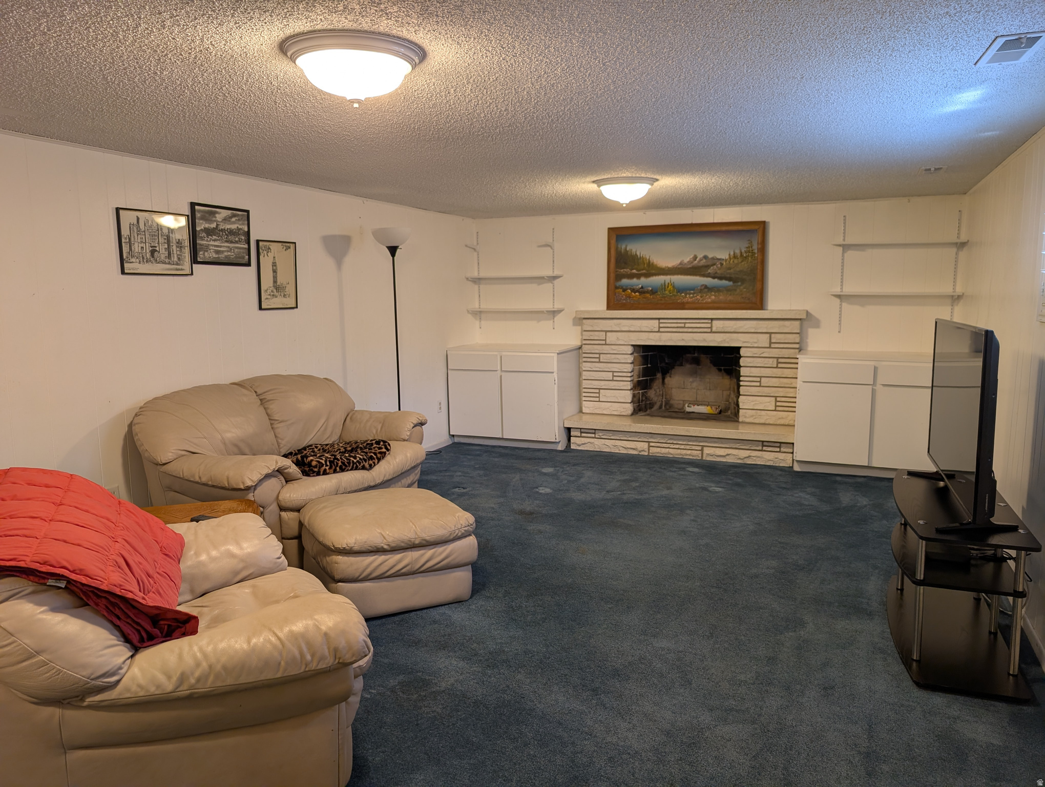 CANYON CREST - Residential