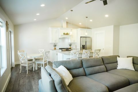 Tiny photo for 337 E SADDLEBACK RD, Willard, UT 84340 (MLS # 2139022)