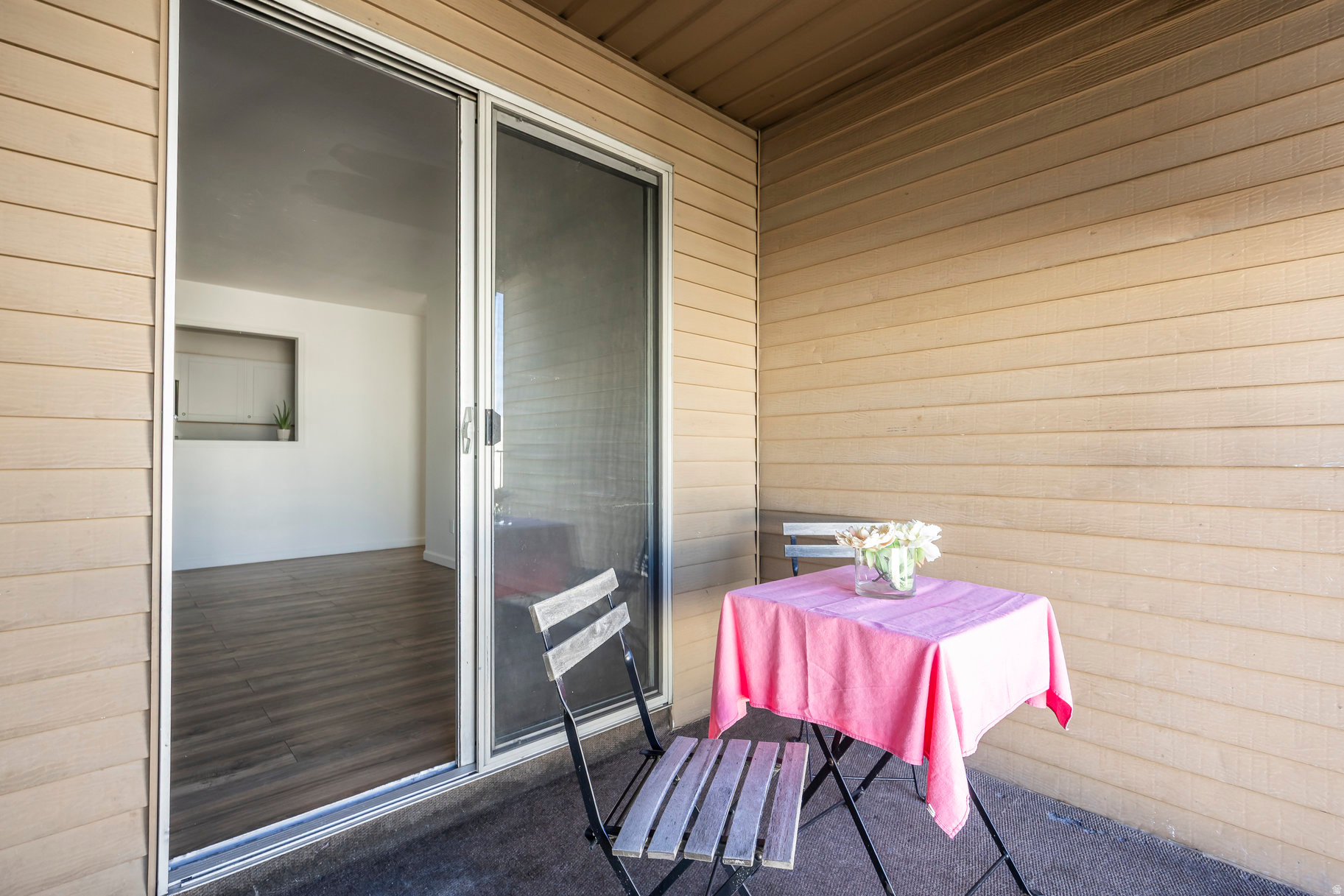 OAK MEADOWS - Residential