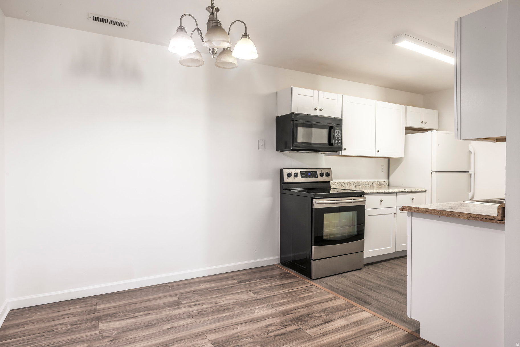 OAK MEADOWS - Residential