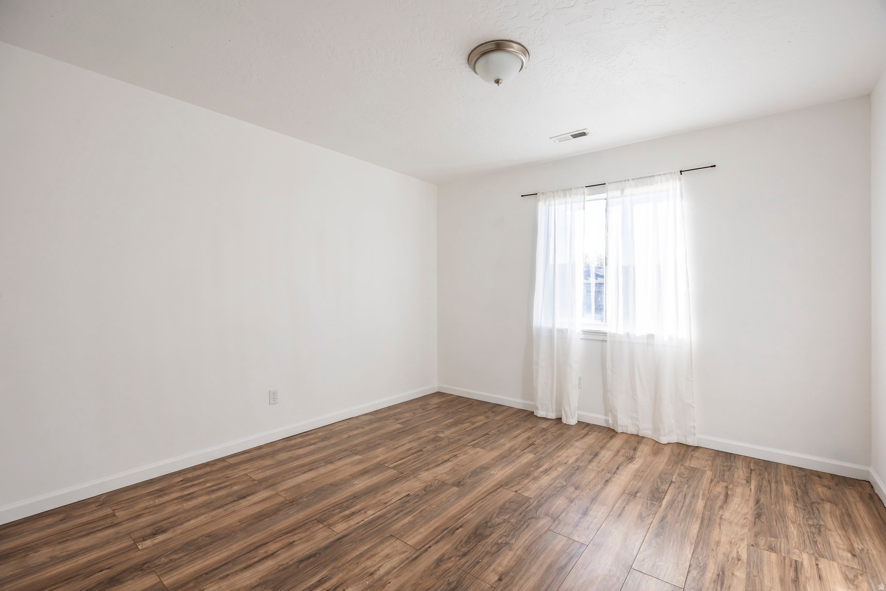 OAK MEADOWS - Residential