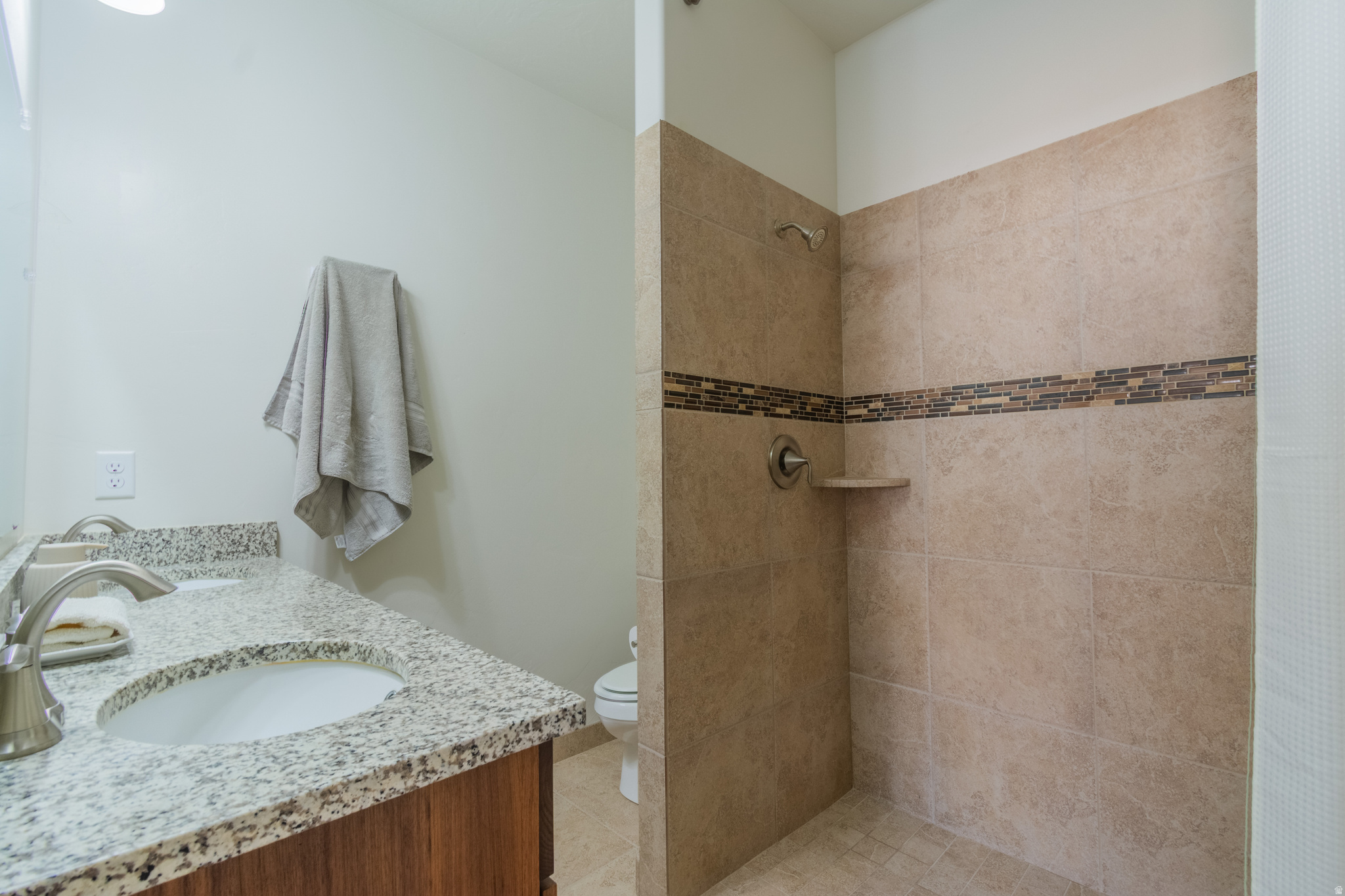 ZIONS GATE ESTATES PH 2 - Residential