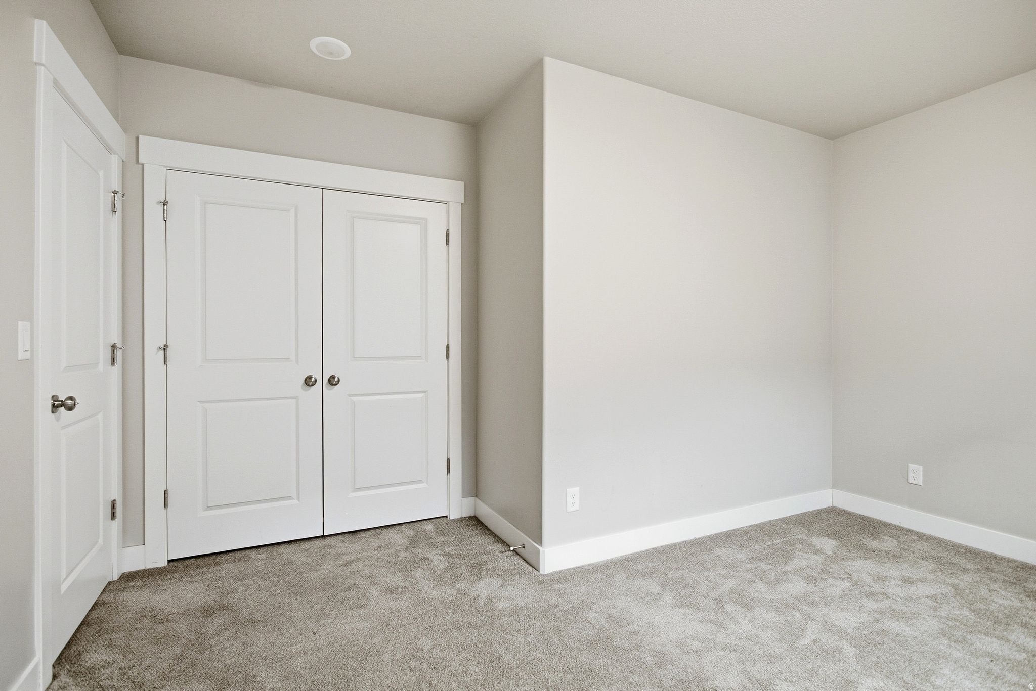 LONE TREE AT CIRCLE FIVE RANCH - Residential