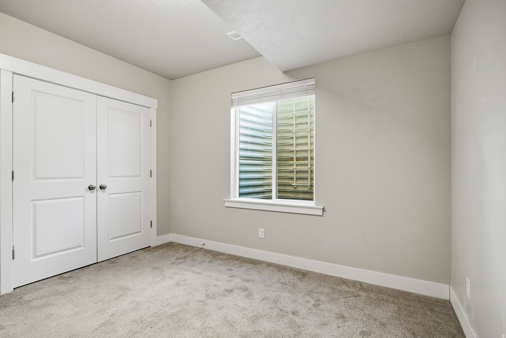 LONE TREE AT CIRCLE FIVE RANCH - Residential