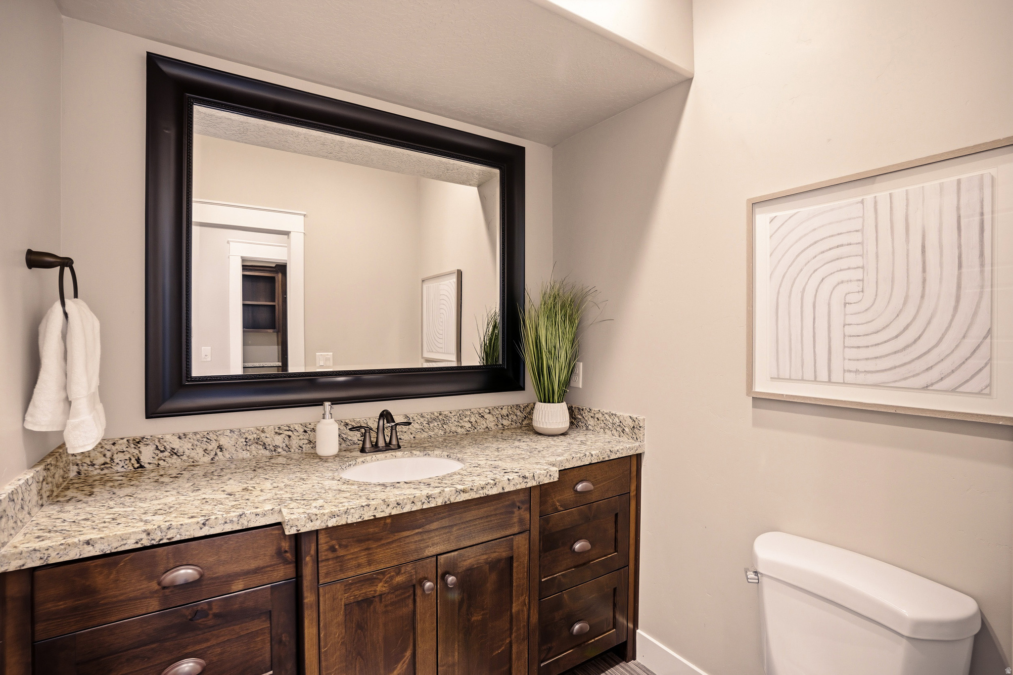 EAGLEPOINTE ESTATES - Residential