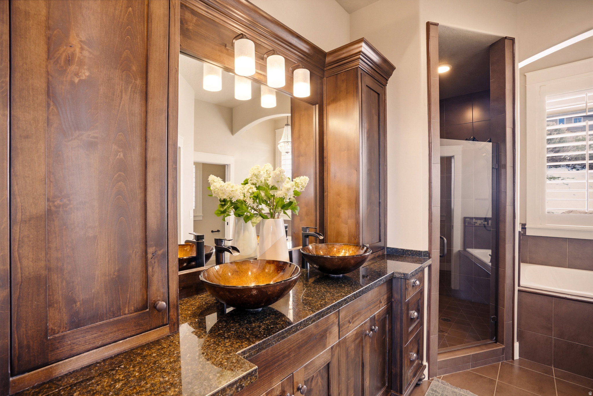 EAGLEPOINTE ESTATES - Residential