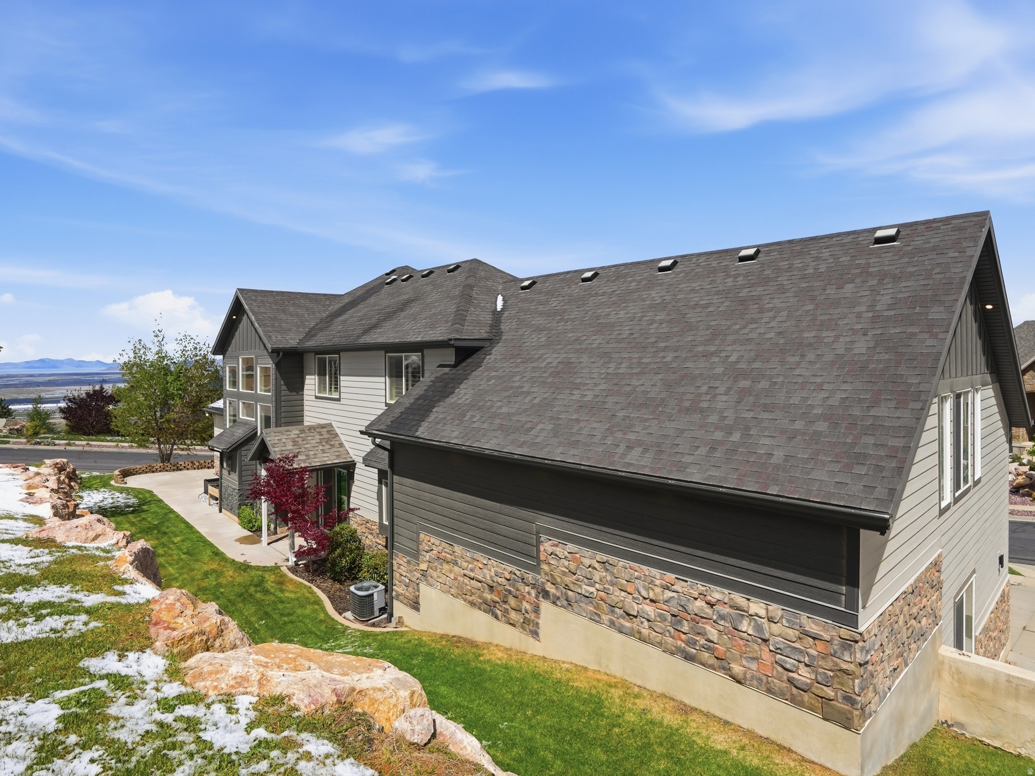 EAGLEPOINTE ESTATES - Residential