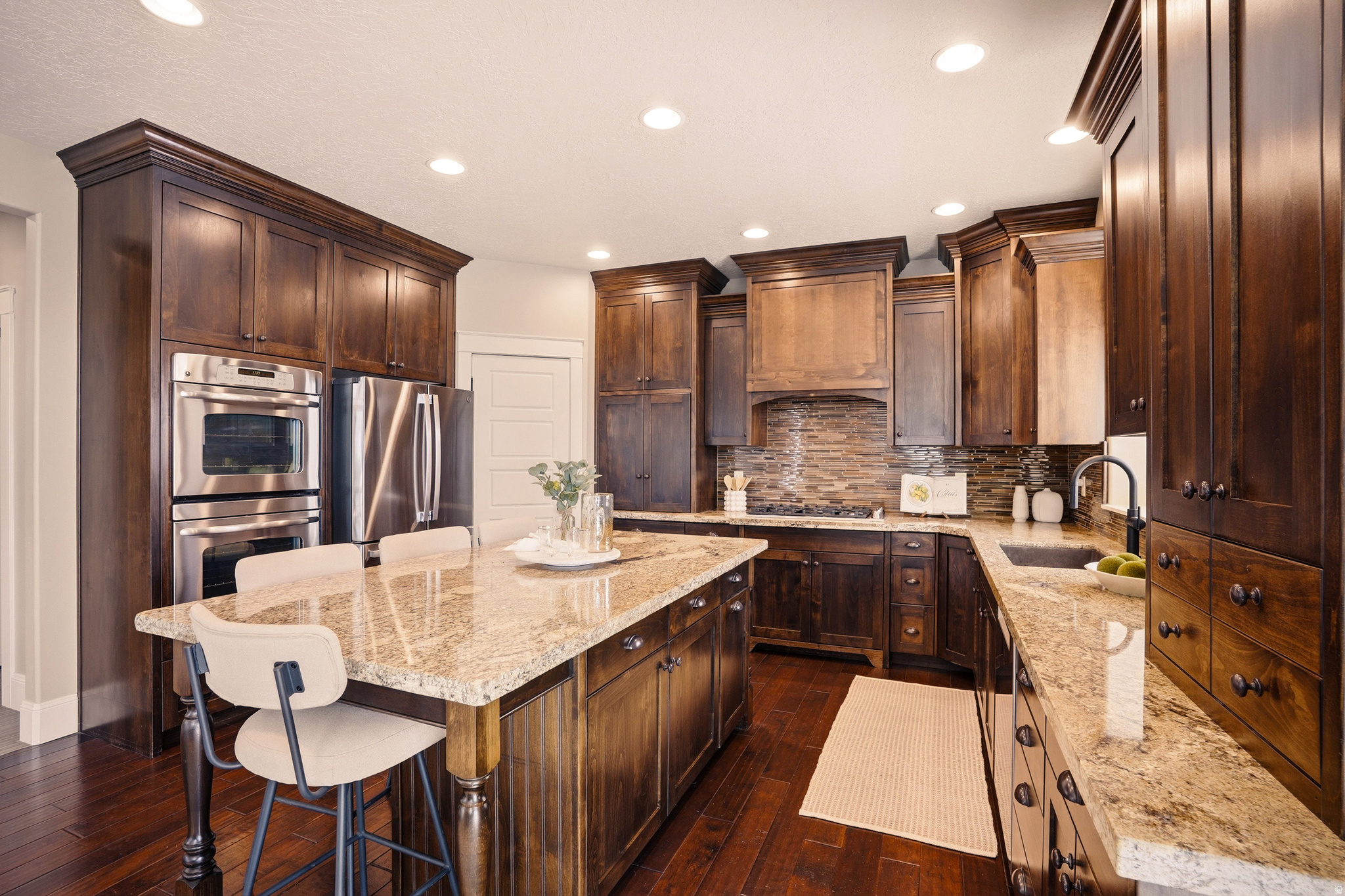 EAGLEPOINTE ESTATES - Residential