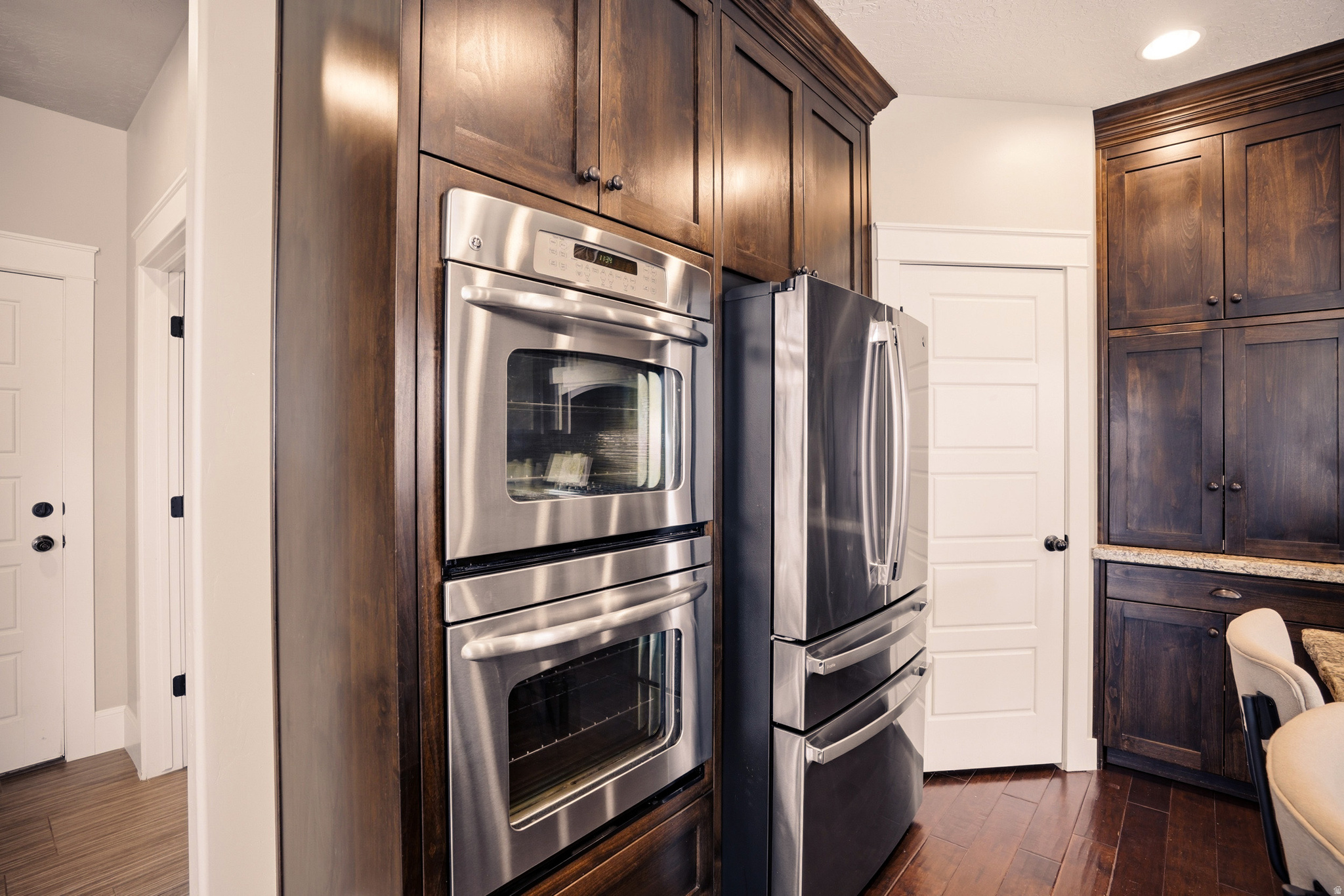 EAGLEPOINTE ESTATES - Residential