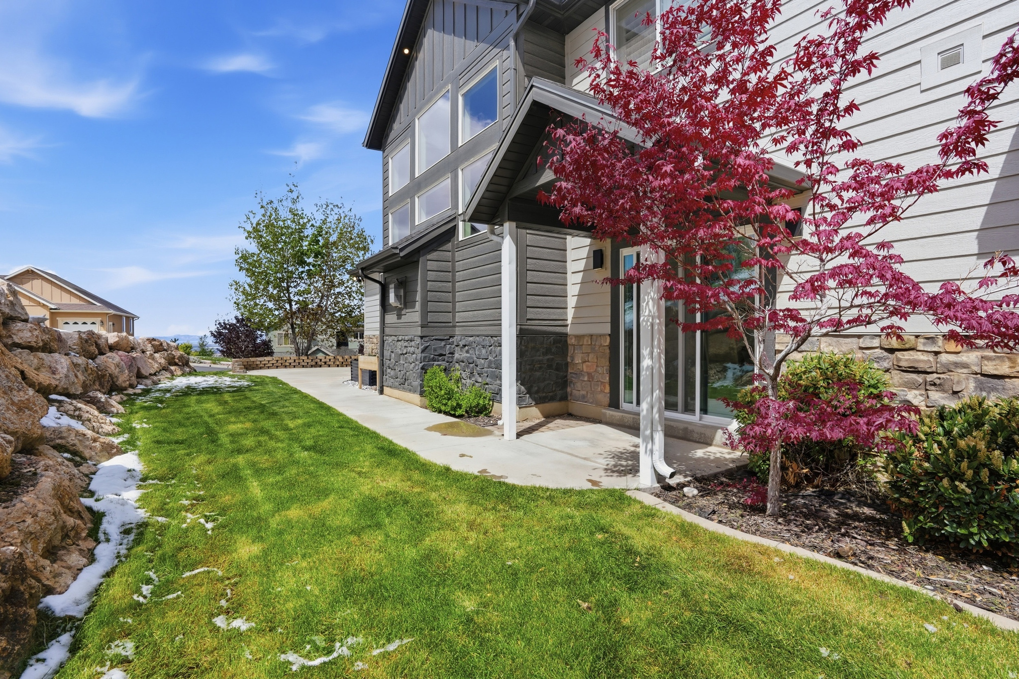 EAGLEPOINTE ESTATES - Residential