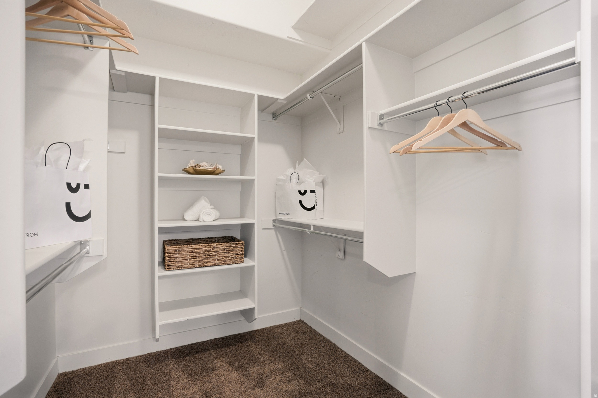 EAGLEPOINTE ESTATES - Residential