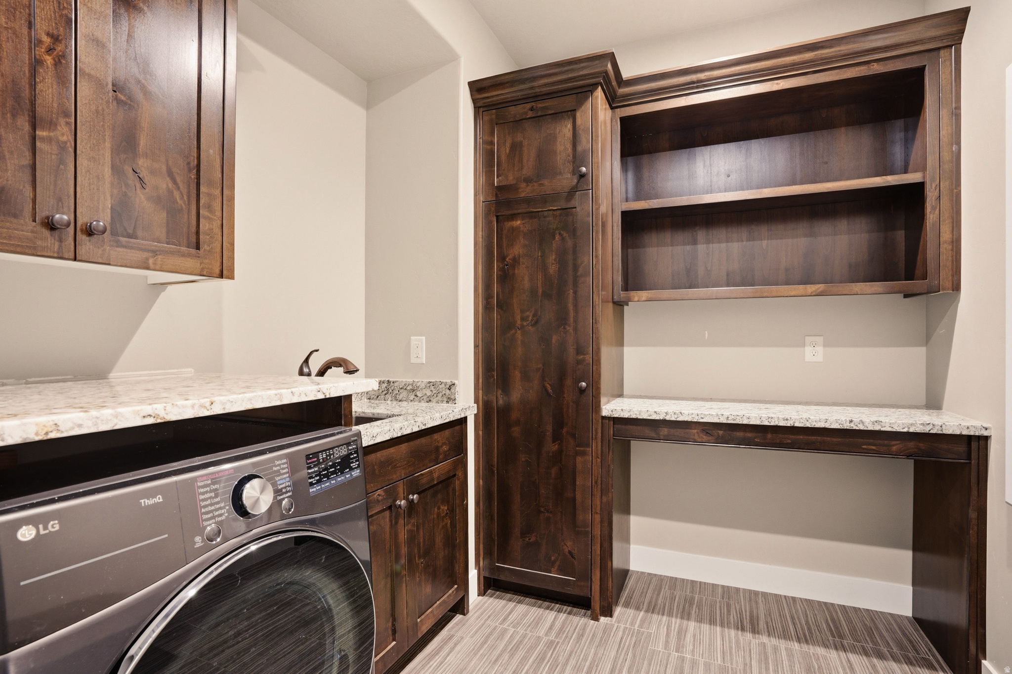 EAGLEPOINTE ESTATES - Residential