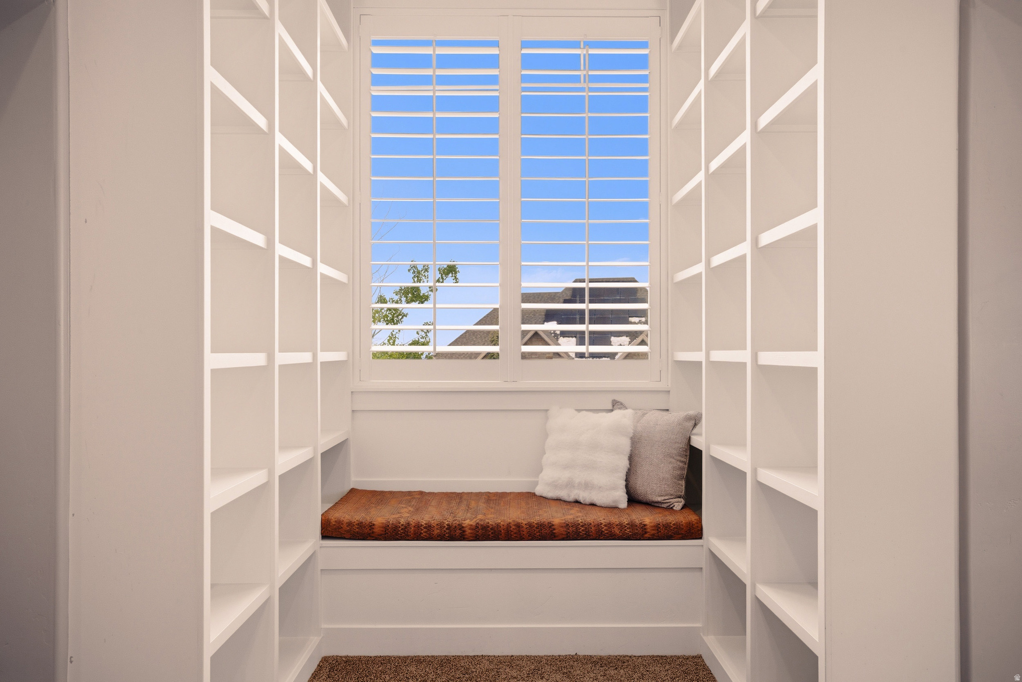 EAGLEPOINTE ESTATES - Residential