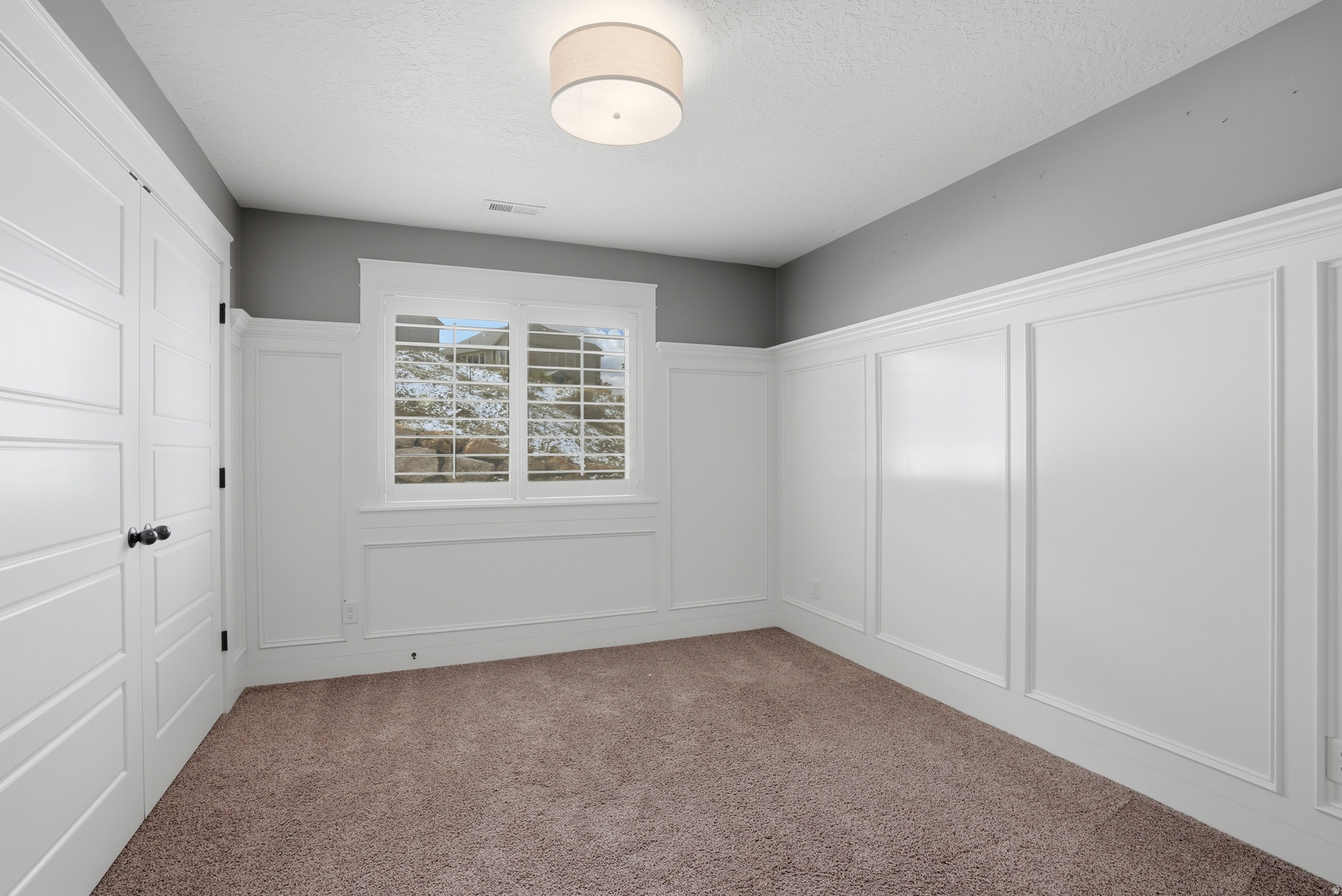 EAGLEPOINTE ESTATES - Residential