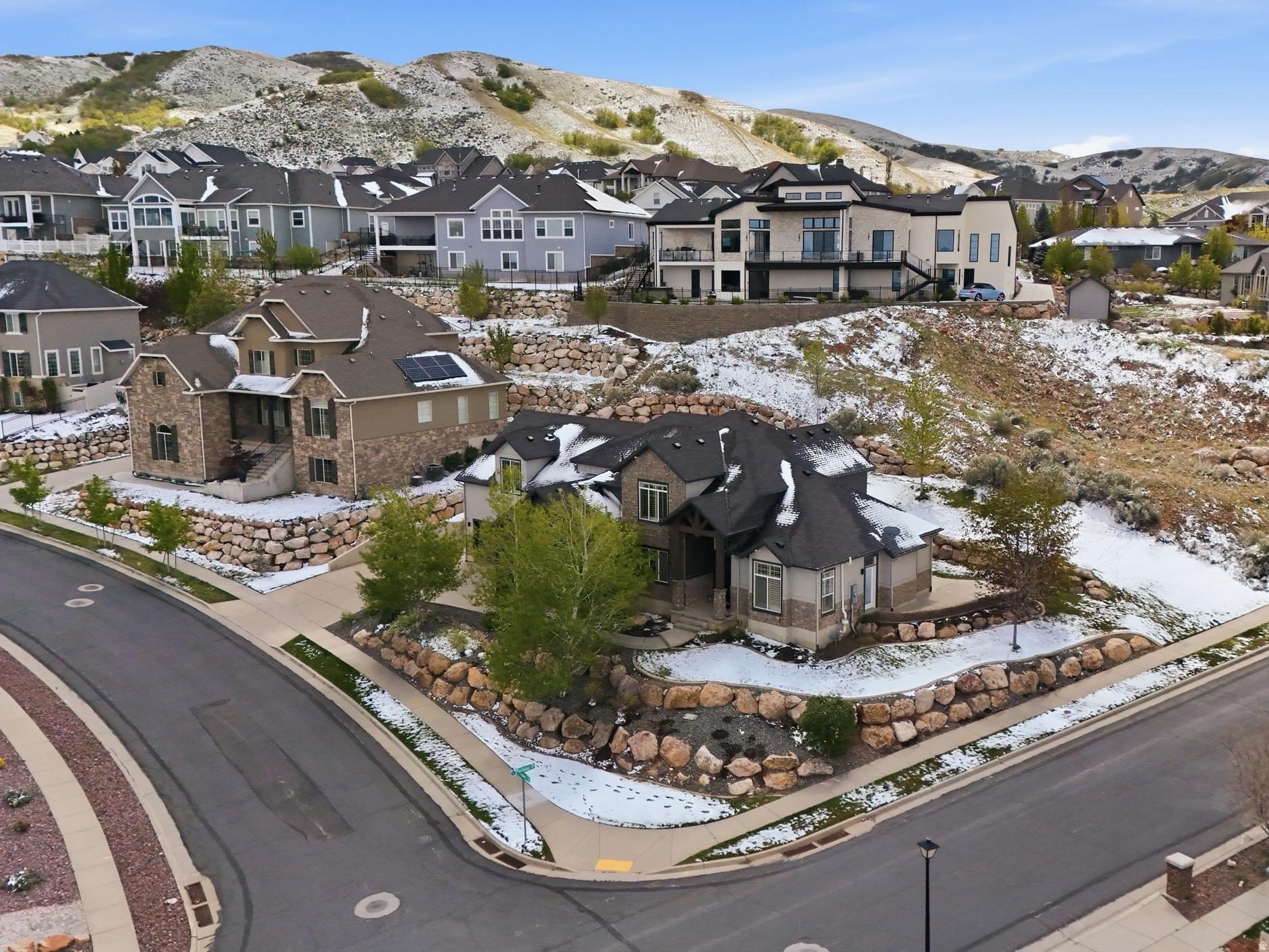 EAGLEPOINTE ESTATES - Residential