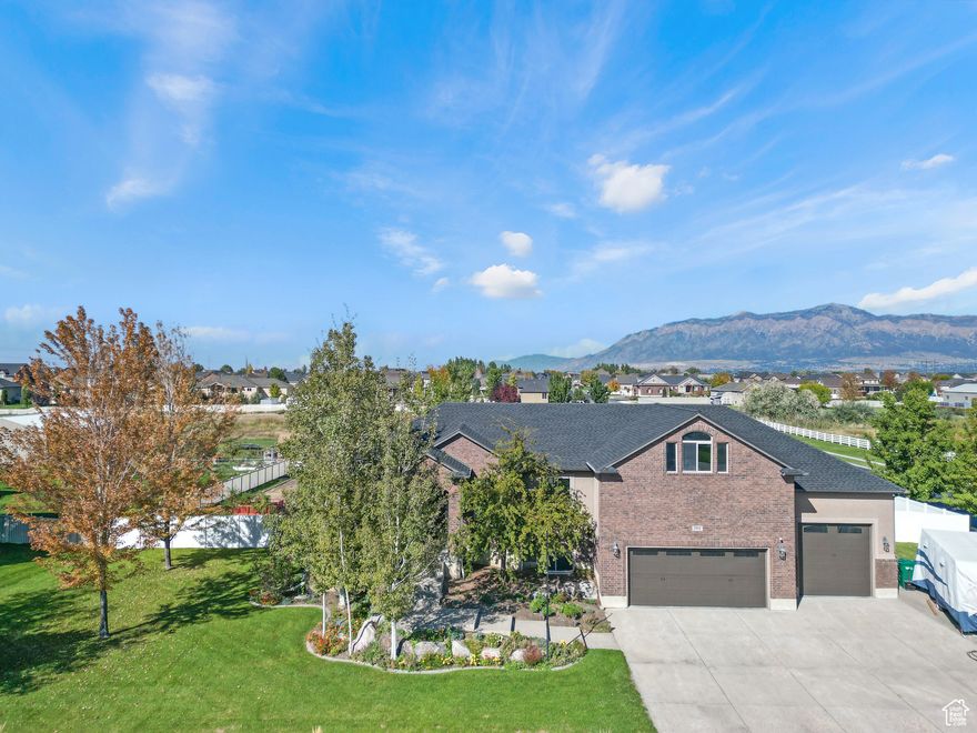 Dreaming of country living? This sprawling 1.12-acre property in West Haven is ready for you and all your animals! Bring your horses, goats, chickens, and more-this property is already set up for animals, with a barn, fenced areas, and plenty of flat, usable land. The spacious 4,021 square foot rambler offers room for everyone, featuring two full kitchens, two family rooms, six bedrooms, four bathrooms, and a large bonus room-perfect. You'll love the fresh new paint and flooring throughout, giving the home a clean, updated feel. Enjoy peaceful country views with modern conveniences just minutes away. Properties like this don't come up often-a true rare find for farm lovers and homesteaders alike!