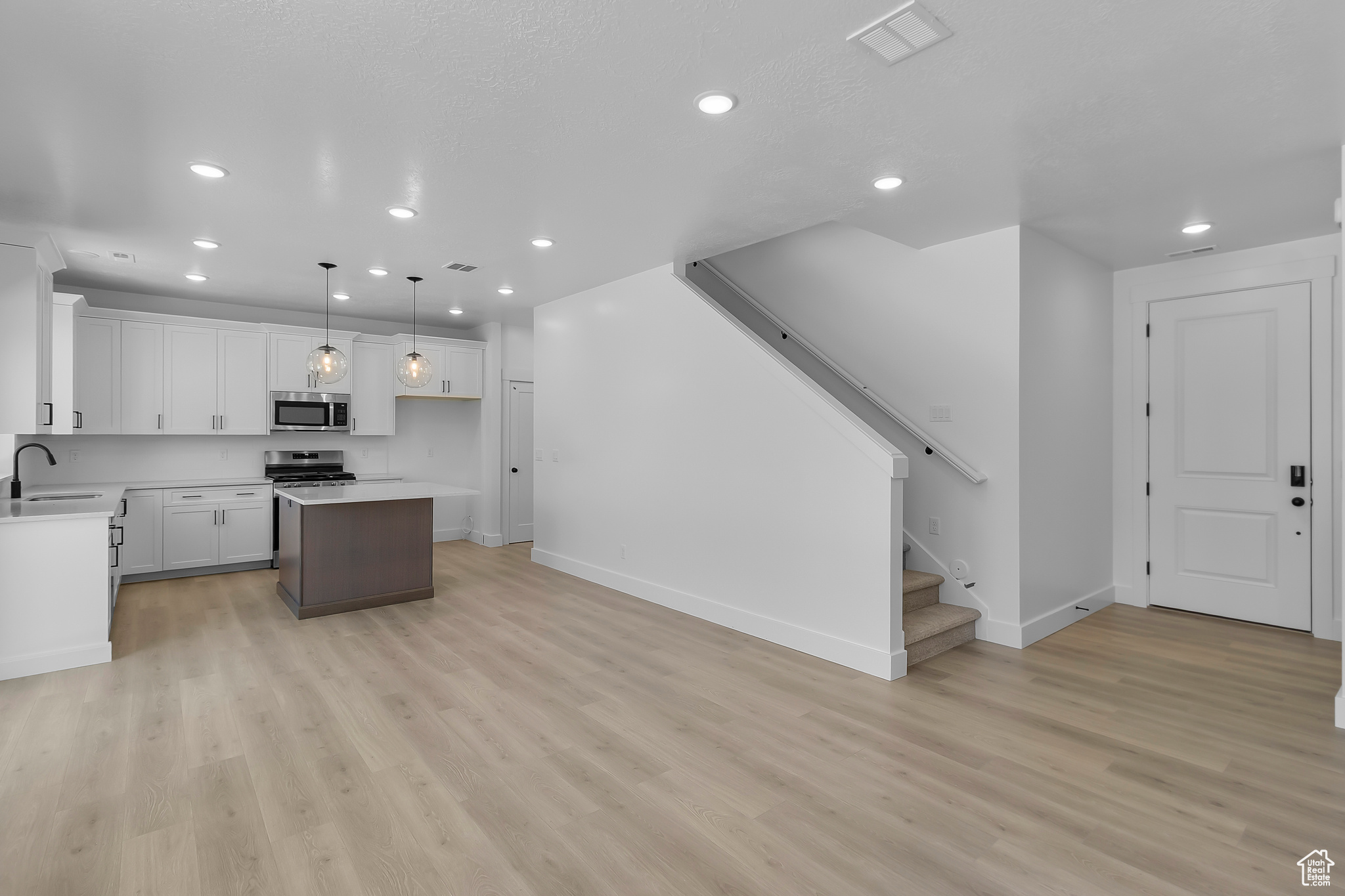 NORTH POINT - Residential