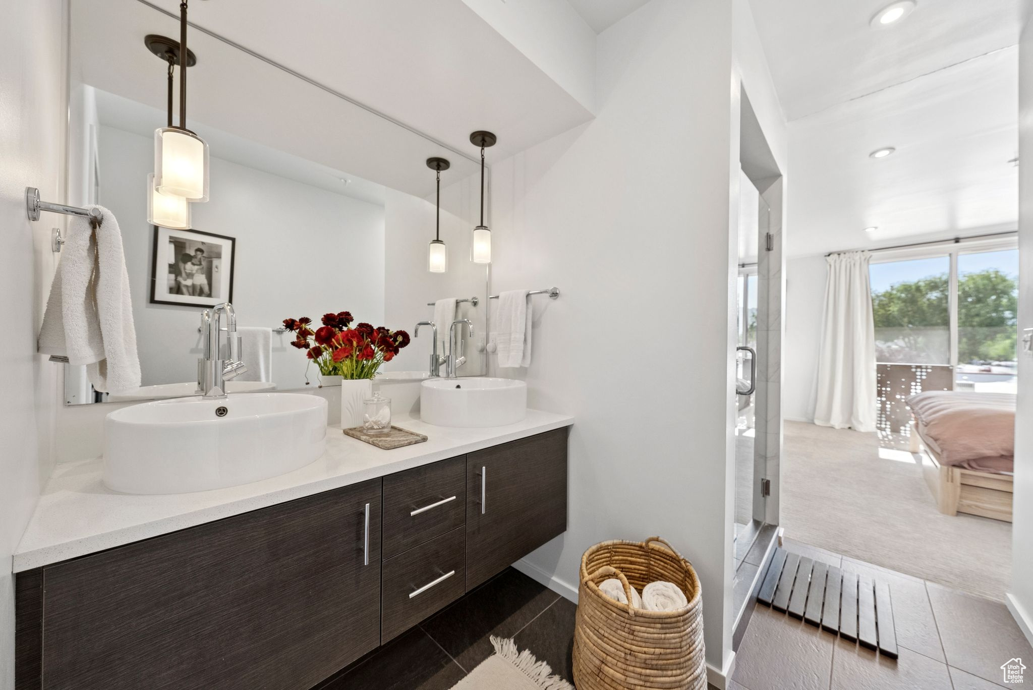 Salt Lake City, Utah 84115, United States, 3 Bedrooms Bedrooms, ,2 BathroomsBathrooms,Residential,Active,157003