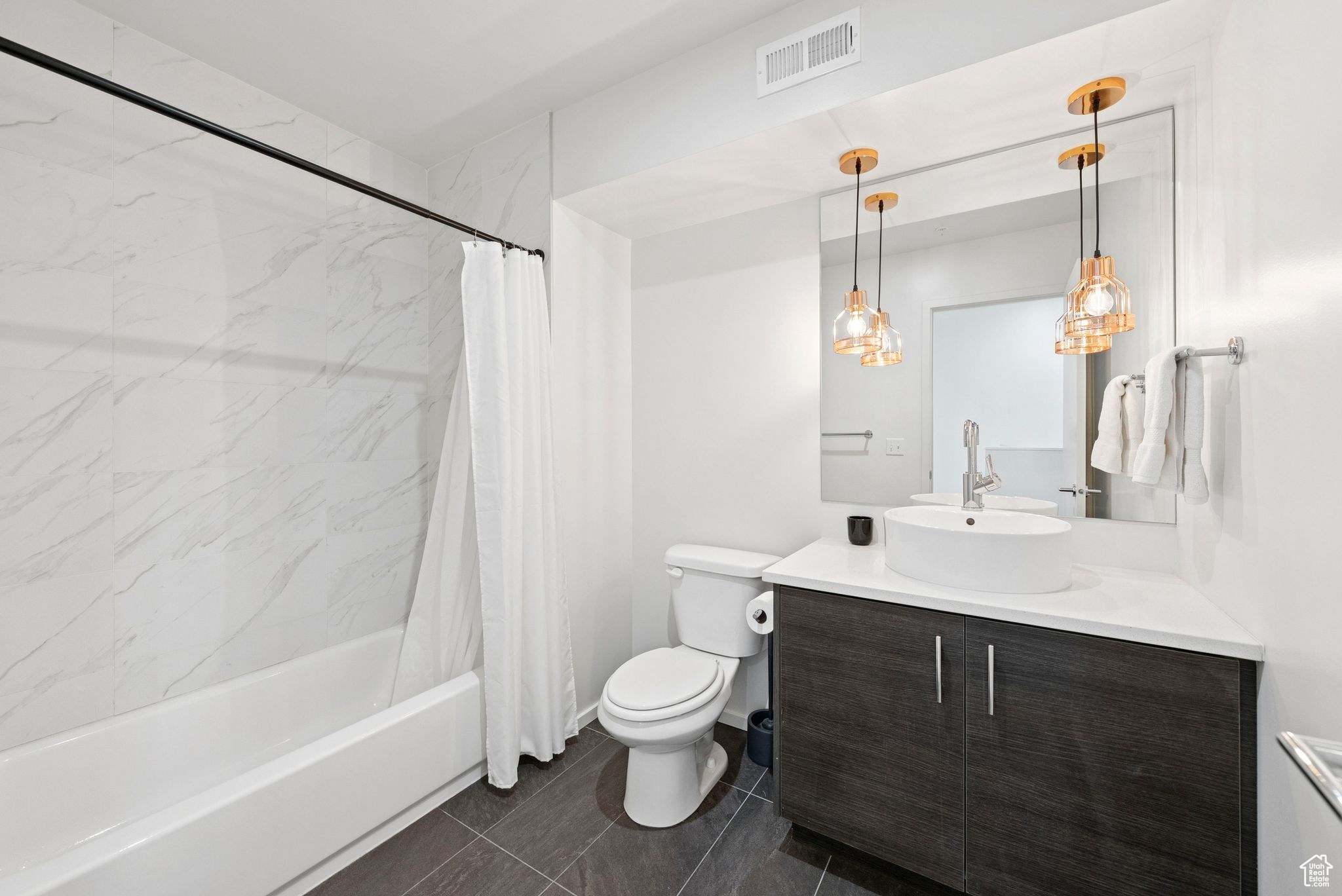 Salt Lake City, Utah 84115, United States, 3 Bedrooms Bedrooms, ,2 BathroomsBathrooms,Residential,Active,157003