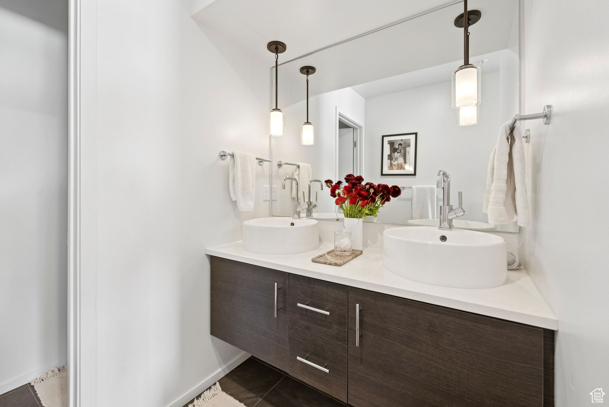 Salt Lake City, Utah 84115, United States, 3 Bedrooms Bedrooms, ,2 BathroomsBathrooms,Residential,Active,157003