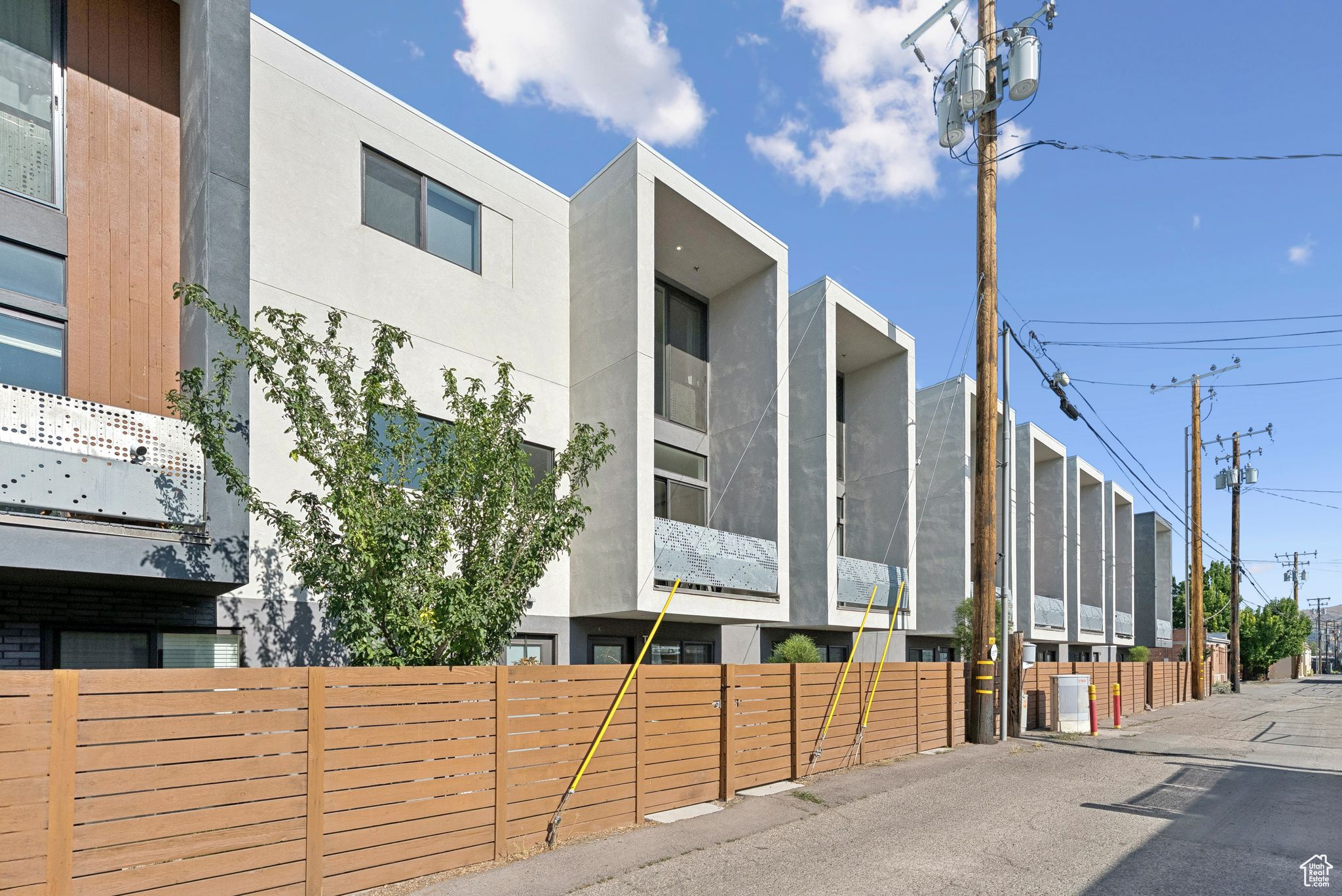 Salt Lake City, Utah 84115, United States, 3 Bedrooms Bedrooms, ,2 BathroomsBathrooms,Residential,Active,157003