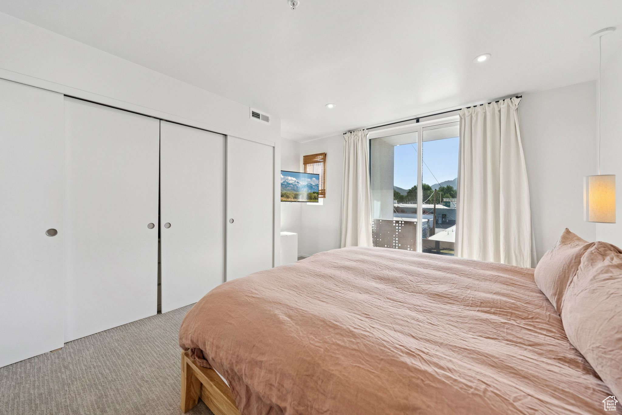 Salt Lake City, Utah 84115, United States, 3 Bedrooms Bedrooms, ,2 BathroomsBathrooms,Residential,Active,157003